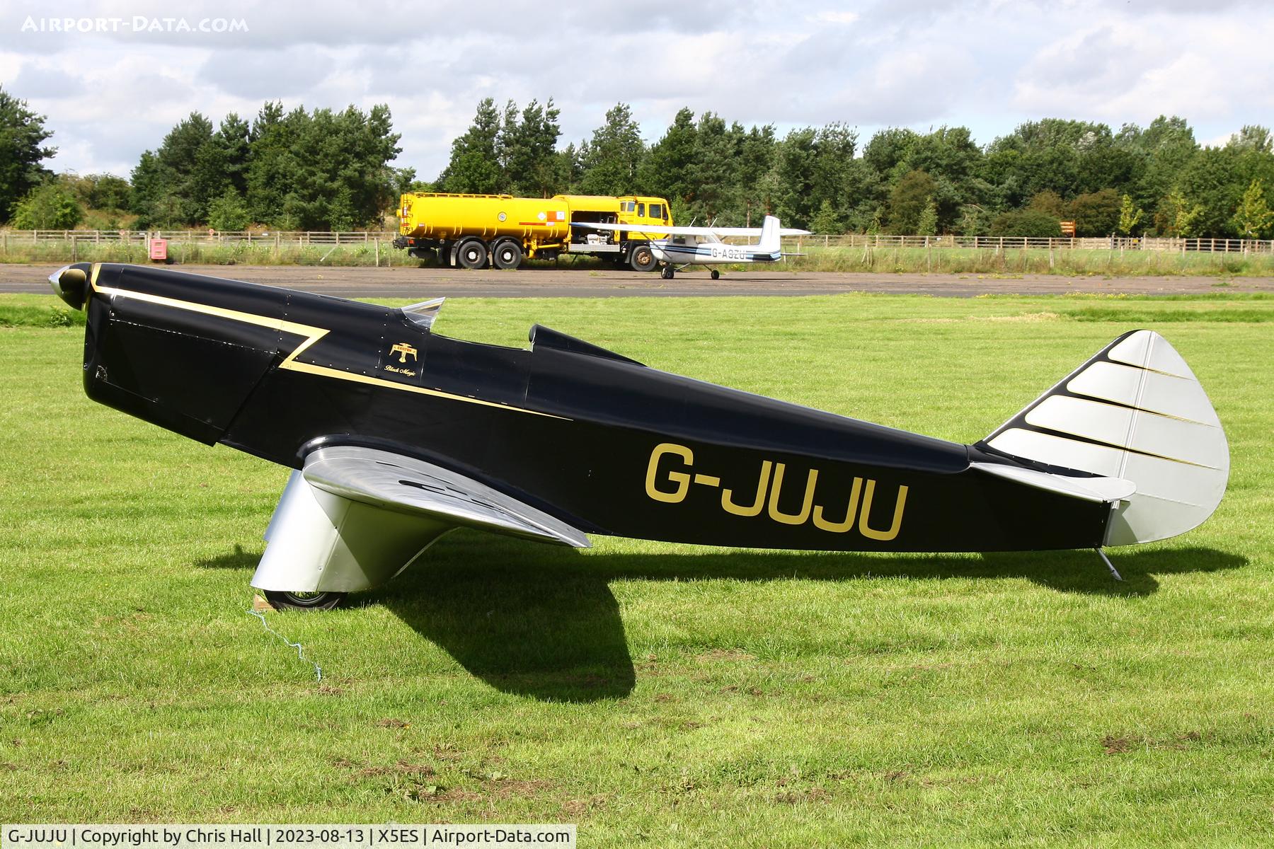 G-JUJU, 2014 Chilton DW1A C/N PFA 225-12726, Eshott