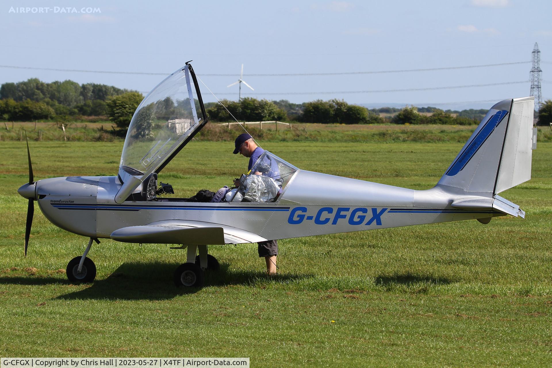 G-CFGX, 2008 Cosmik EV-97 TeamEurostar UK C/N 3212, Rossall Field, Tarn Farm