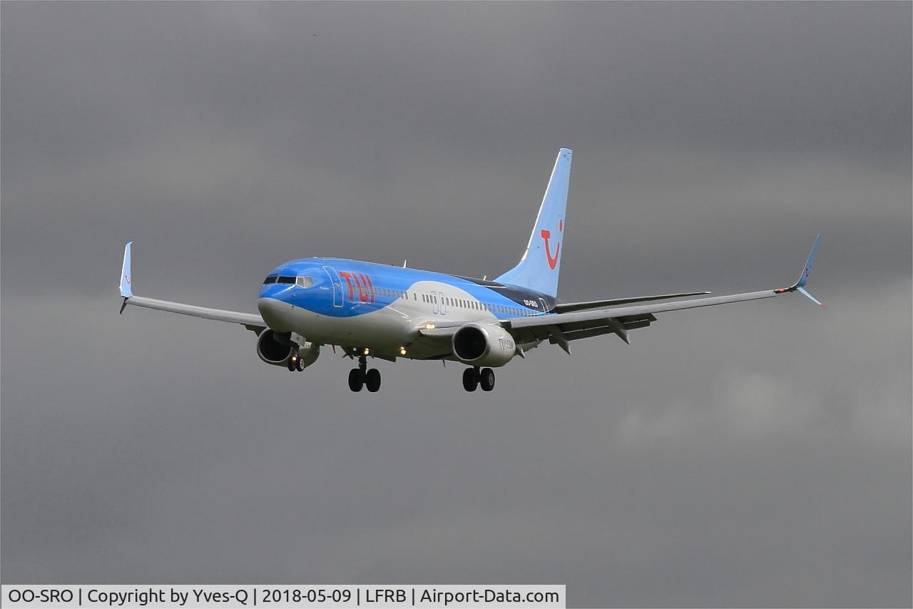 OO-SRO, 2006 Boeing 737-86N C/N 32669, Boeing 737-86N, Landing rwy 25L, Brest-Bretagne airport (LFRB-BES)