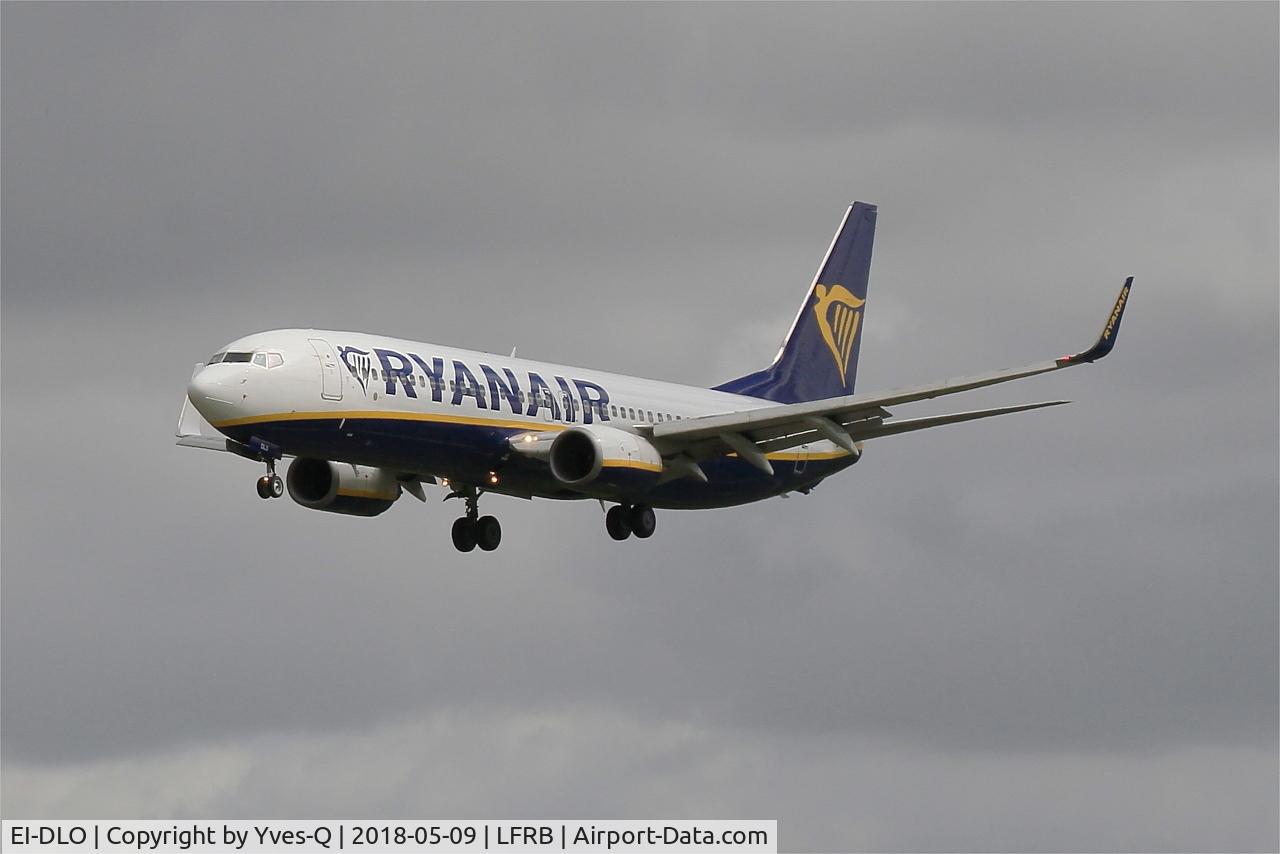 EI-DLO, 2006 Boeing 737-8AS C/N 34178, Boeing 737-8AS, On final rwy 25L, Brest-Bretagne airport (LFRB-BES)