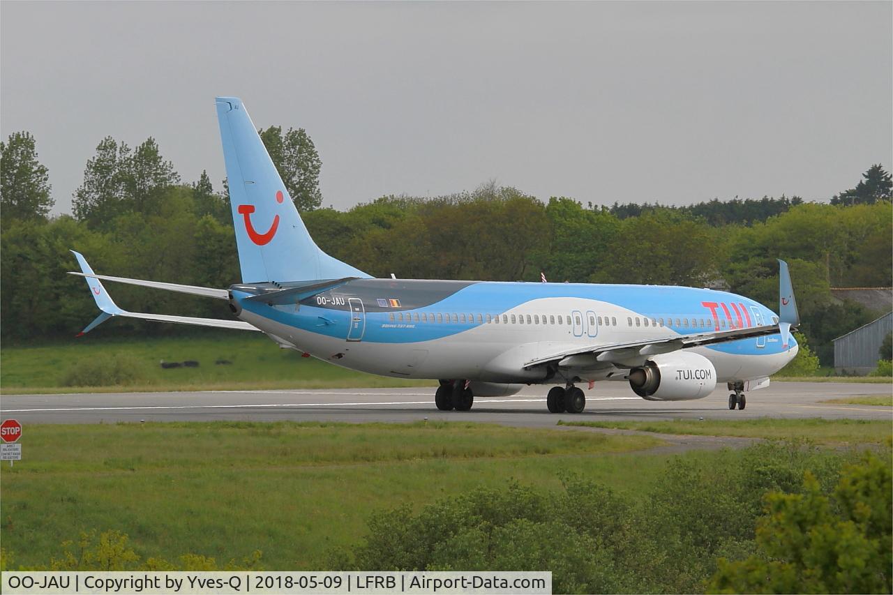 OO-JAU, 2013 Boeing 737-8K5 C/N 37250, Boeing 737-8K, Taxiing rwy 25L, Brest-Bretagne airport (LFRB-BES)