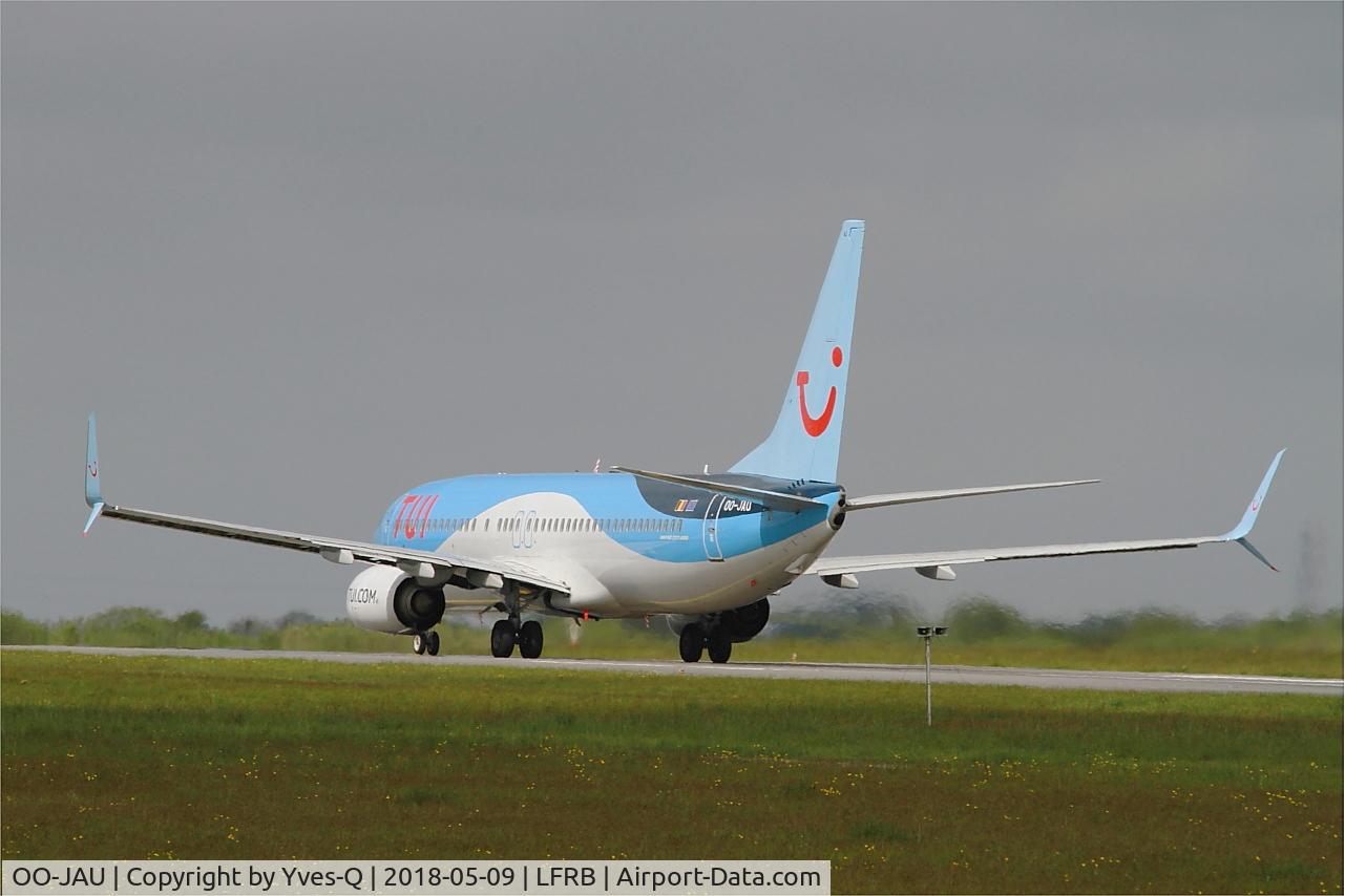 OO-JAU, 2013 Boeing 737-8K5 C/N 37250, Boeing 737-8K, Brest-Bretagne airport (LFRB-BES)