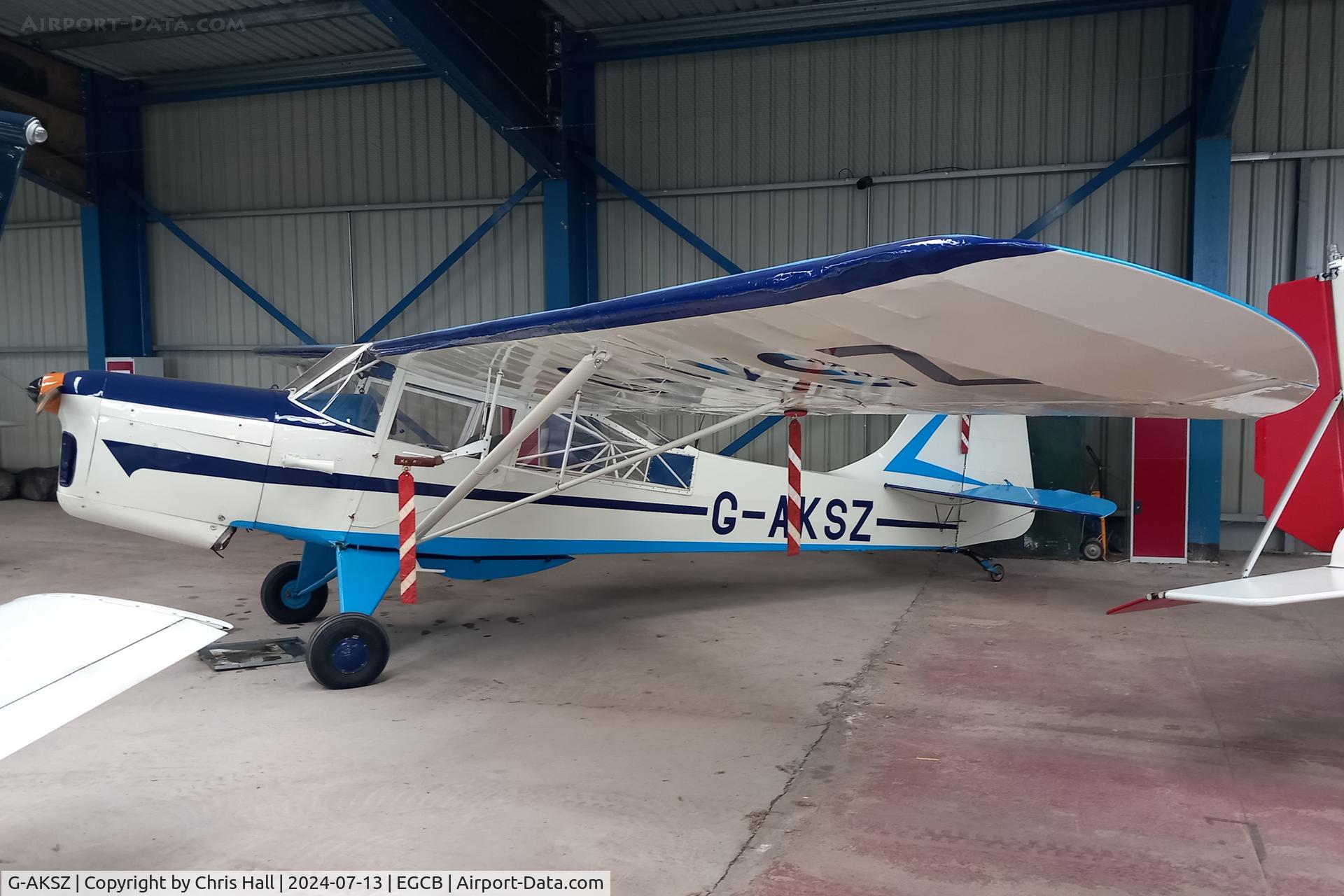 G-AKSZ, 1945 Taylorcraft J Auster 5 C/N 1503, Barton