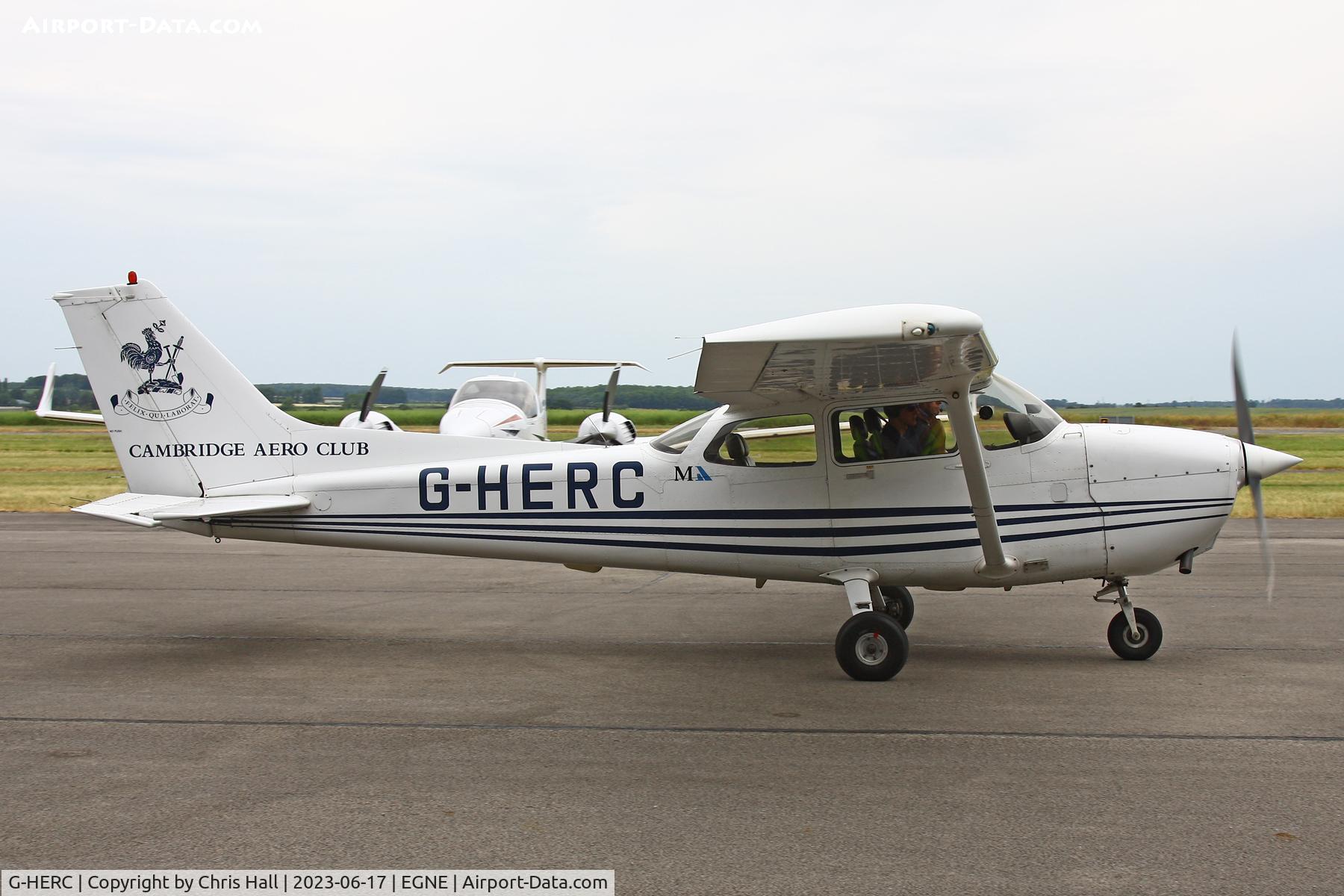 G-HERC, 2001 Cessna 172S Skyhawk C/N 172S-8985, Gamston