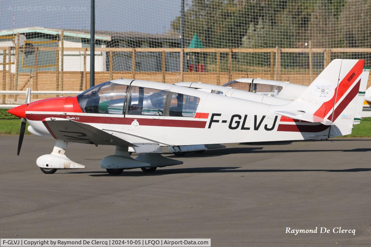 F-GLVJ, Robin DR-400-120 C/N 2142, At Lille-Marcq.