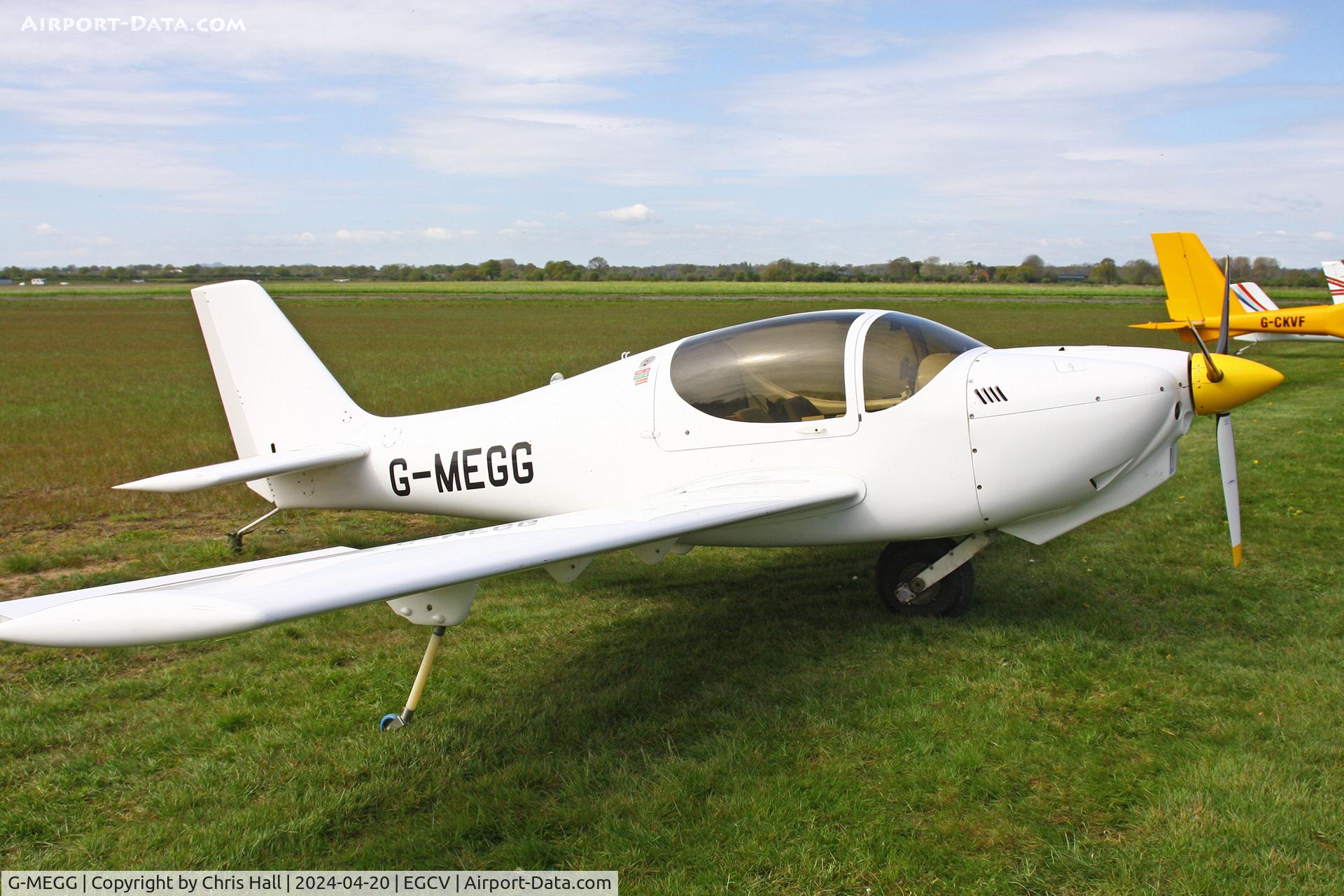 G-MEGG, 2003 Europa XS Monowheel C/N PFA 247-13202, Sleap