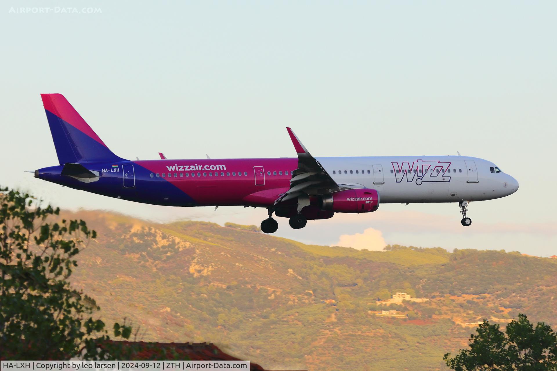 HA-LXH, 2016 Airbus A321-231 C/N 7217, Zakynthos 12.9.2024
