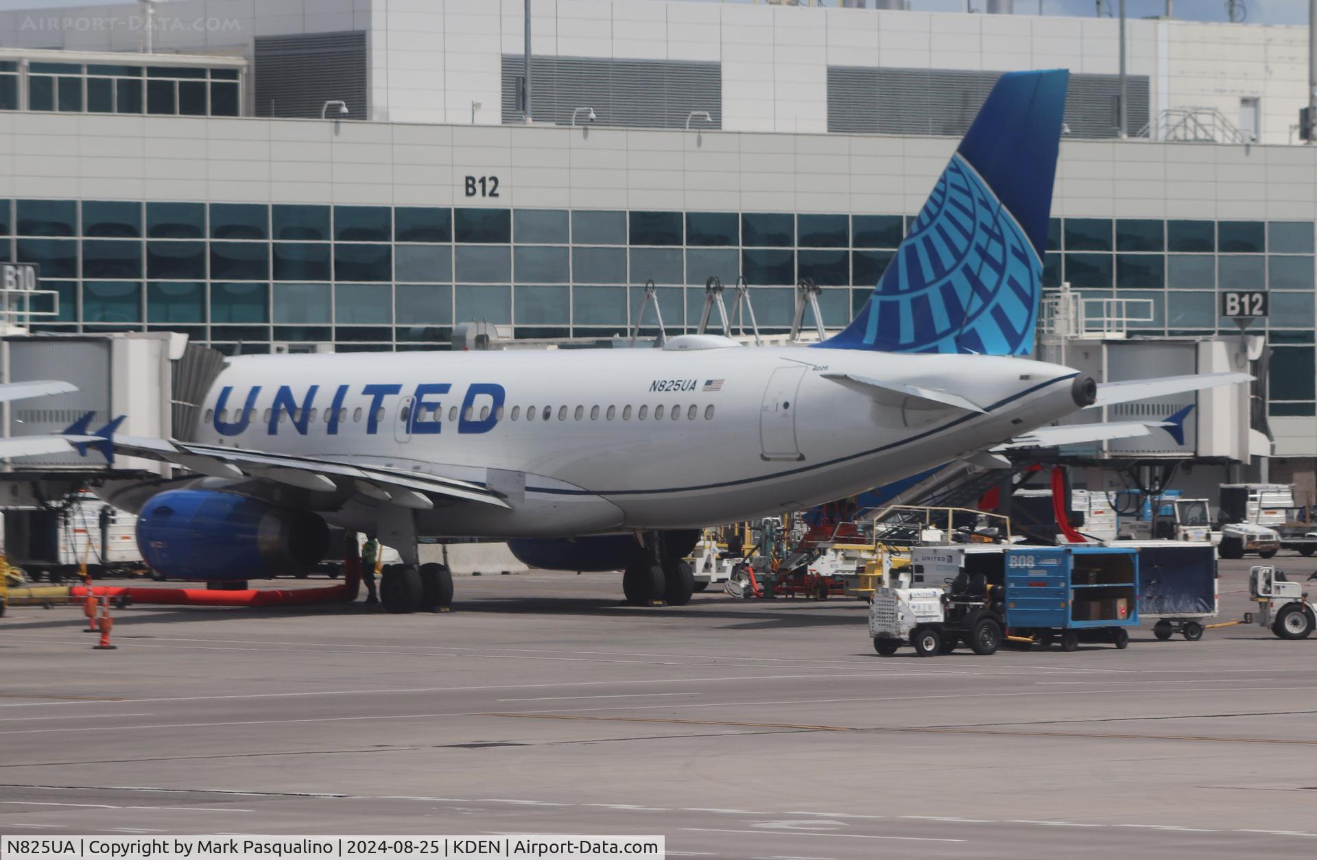 N825UA, 1999 Airbus A319-131 C/N 980, Airbus A319-131