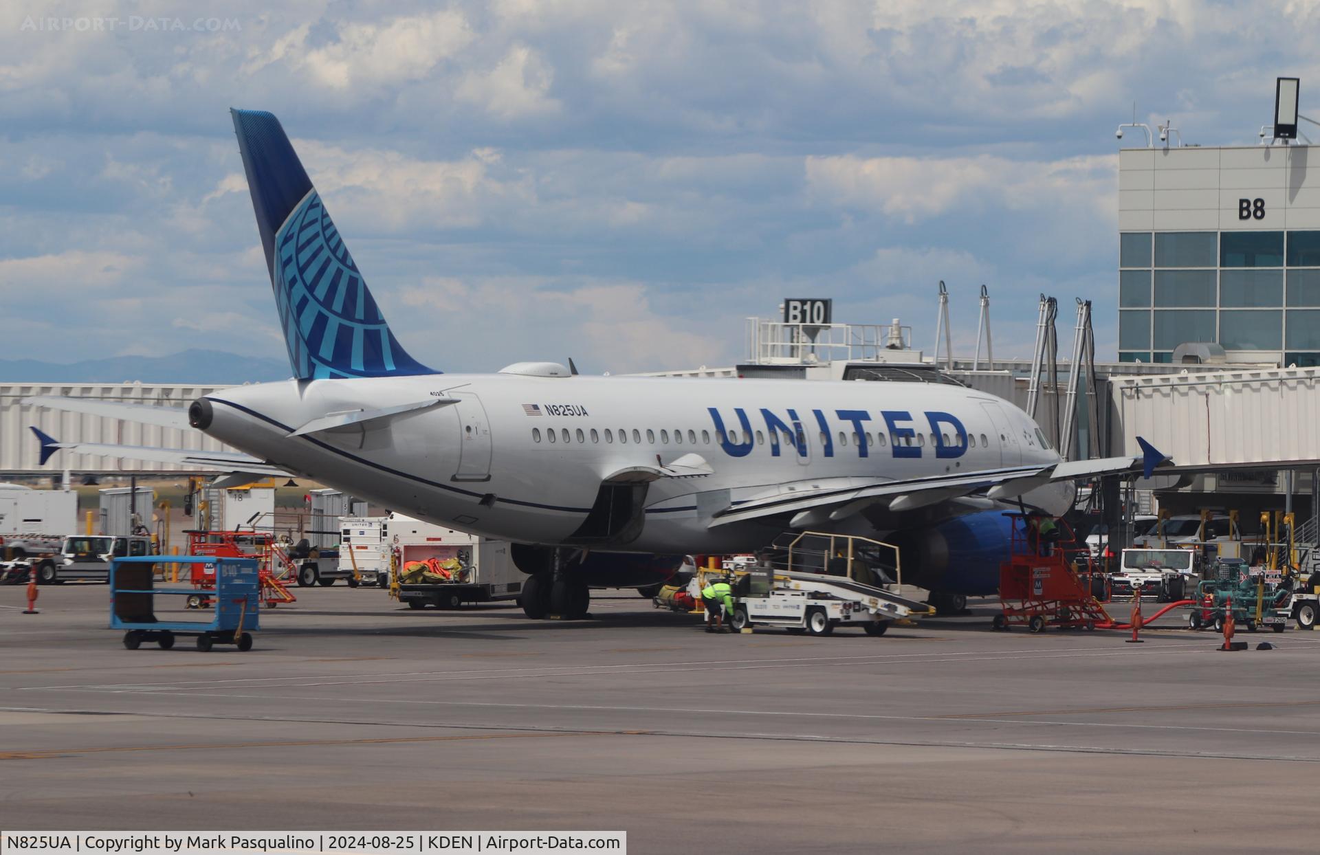 N825UA, 1999 Airbus A319-131 C/N 980, Airbus A319-131