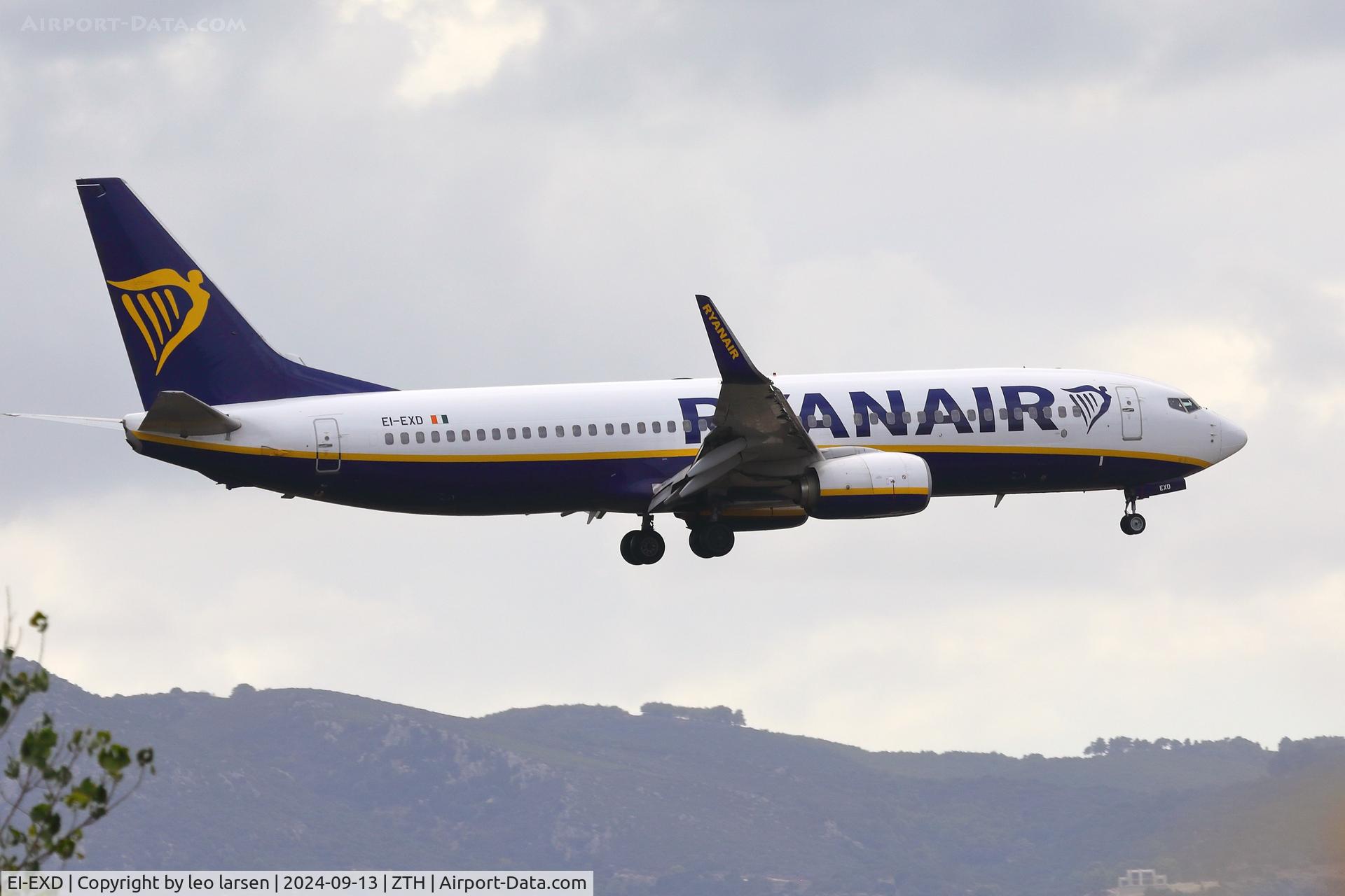 EI-EXD, 2012 Boeing 737-8AS C/N 40320, Zakynthos 13.9.2024