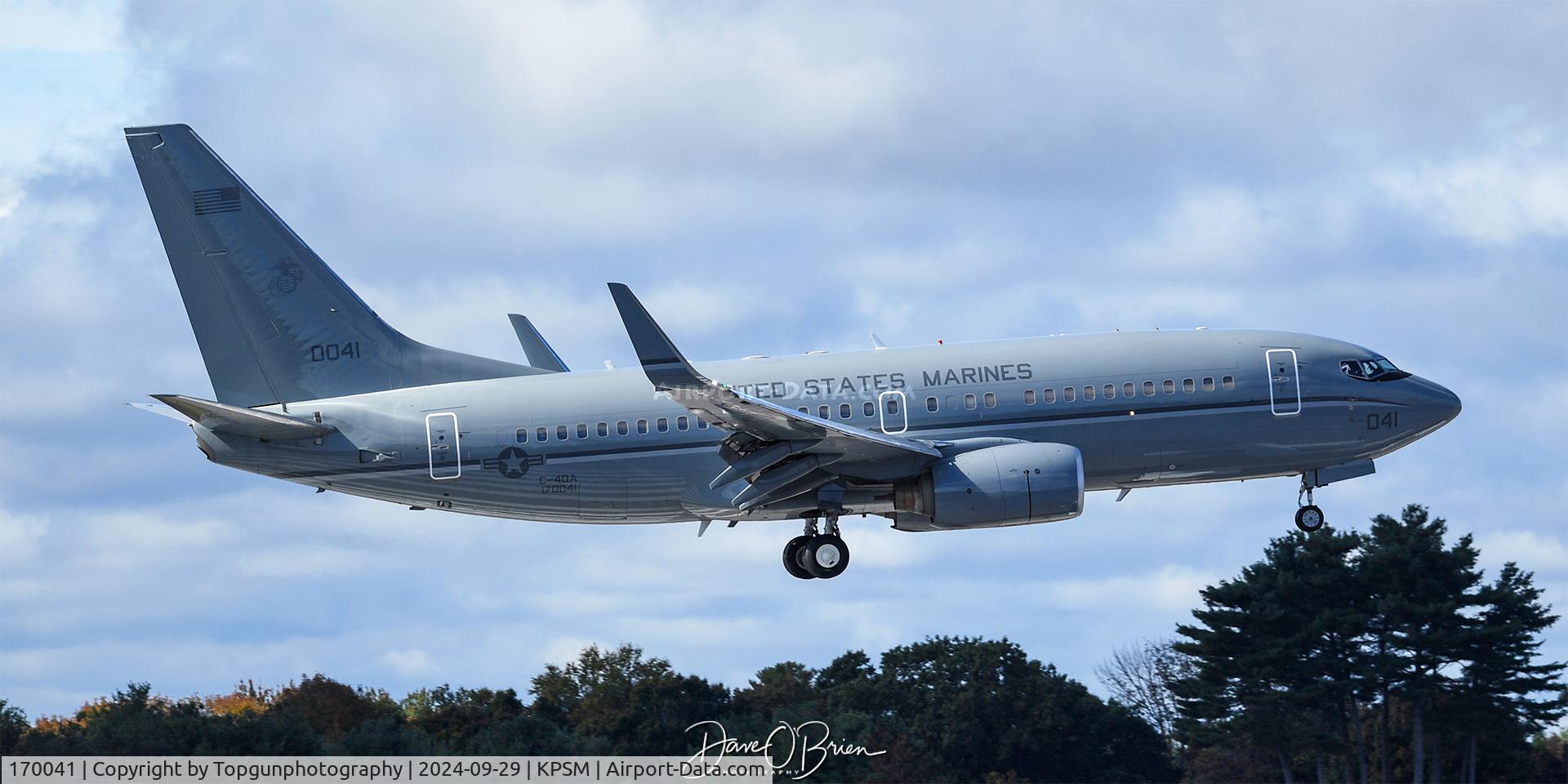 170041, Boeing C-40 C/N 30184, CONVOY4108 over the numbers for RW34