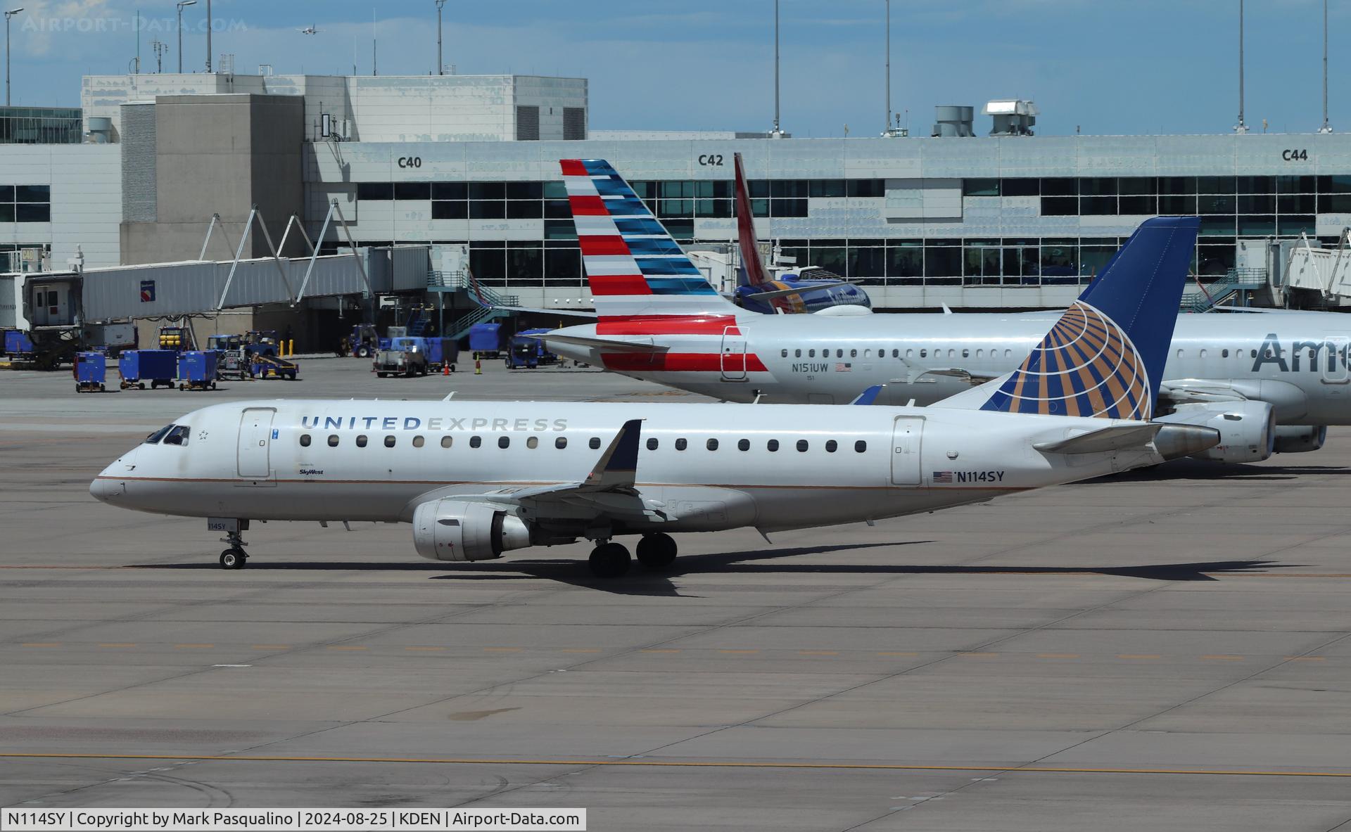 N114SY, 2014 Embraer 175LR (ERJ-170-200LR) C/N 17000410, ERJ-170-200LR