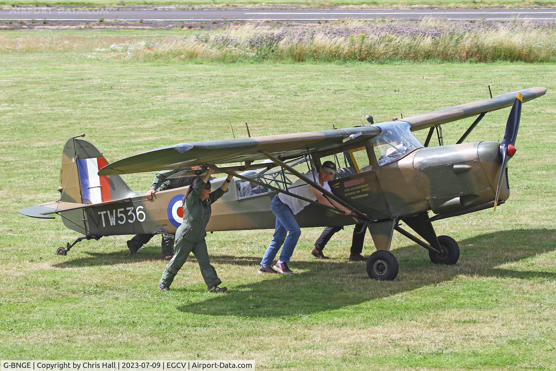 G-BNGE, 1946 Auster AOP.6 C/N 1925, Sleapkosh 2023