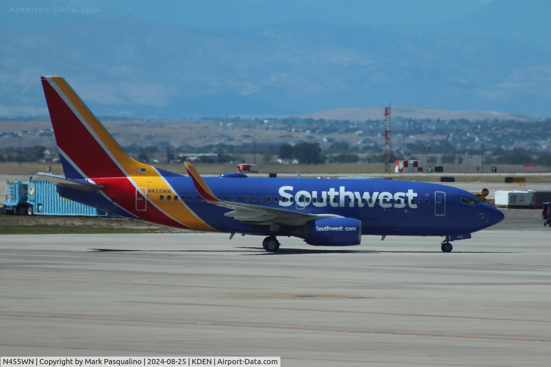 N455WN, 2004 Boeing 737-7H4 C/N 32462, Boeing 737-7H4