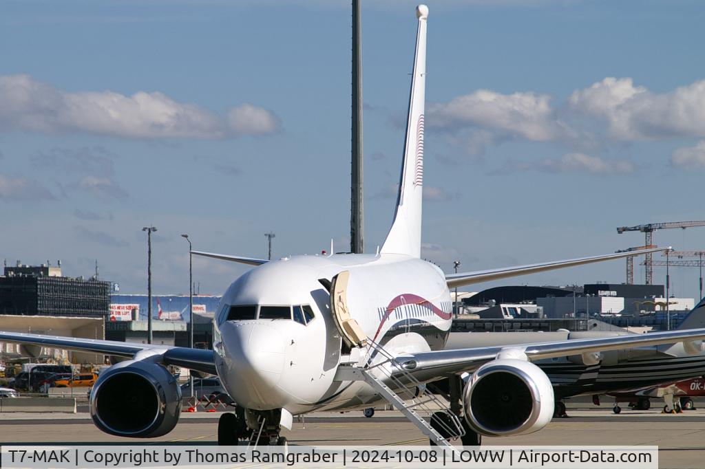 T7-MAK, 2010 Boeing 737-7HX BBJ C/N 40761, Avcon Jet Boeing 737-7HZ(BBJ)