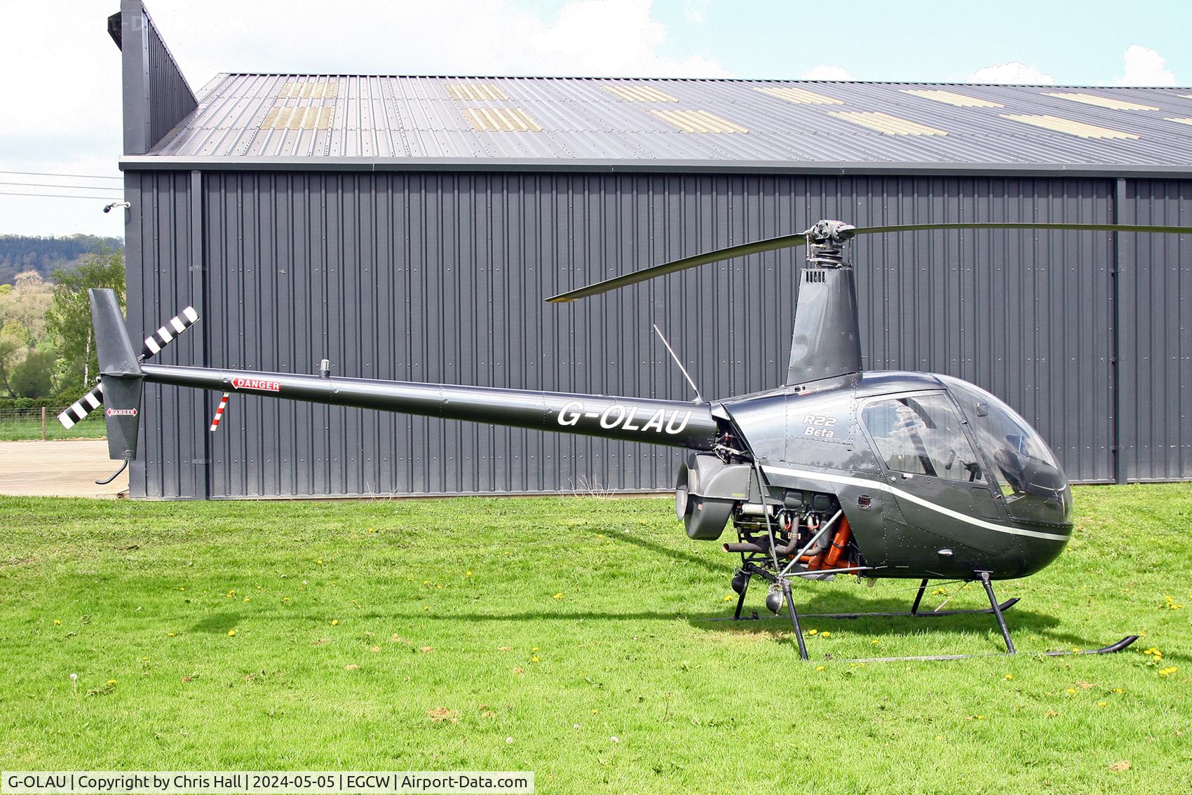 G-OLAU, 1989 Robinson R22 Beta C/N 1119, Welshpool