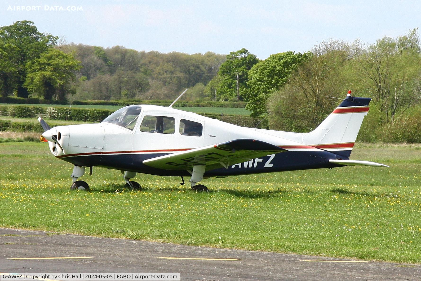 G-AWFZ, 1968 Beech A23-19 Musketeer Sport III C/N MB-323, Halfpenny Green