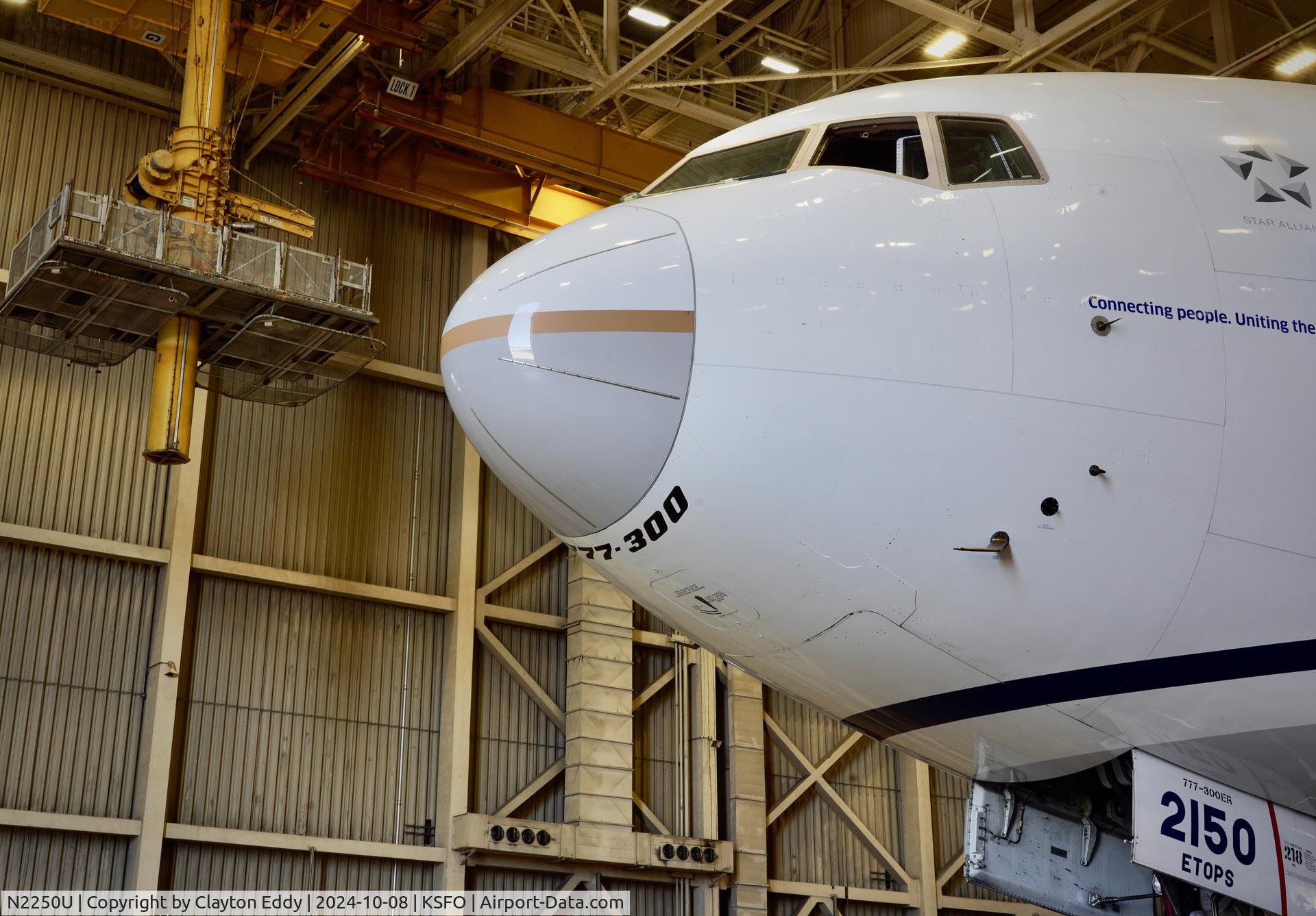 N2250U, 2019 Boeing 777-300/ER C/N 66590, SFO 2024.