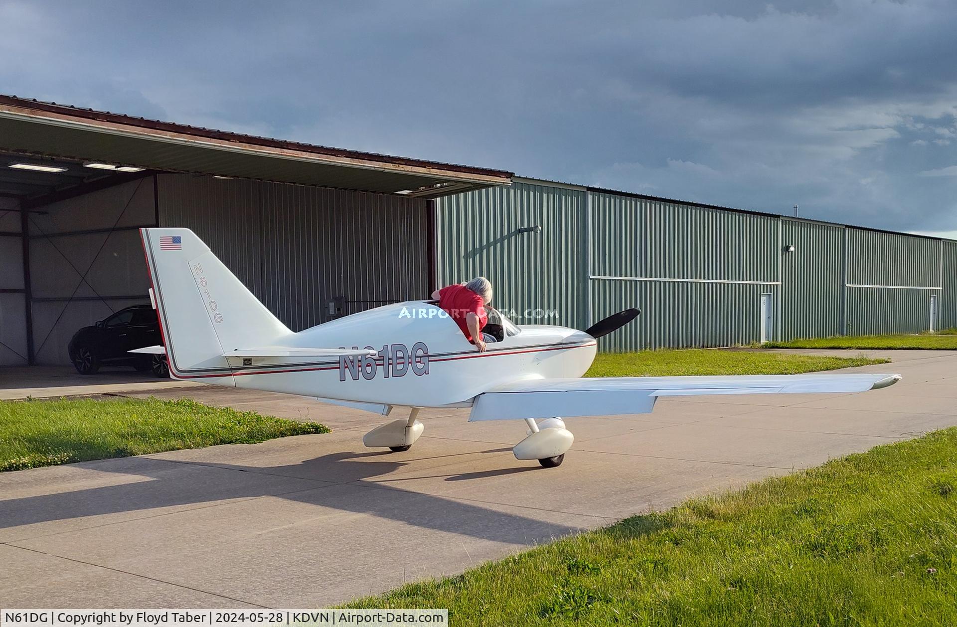 N61DG, 1985 Stoddard-Hamilton Glasair TG C/N 633, JUst back from Flying