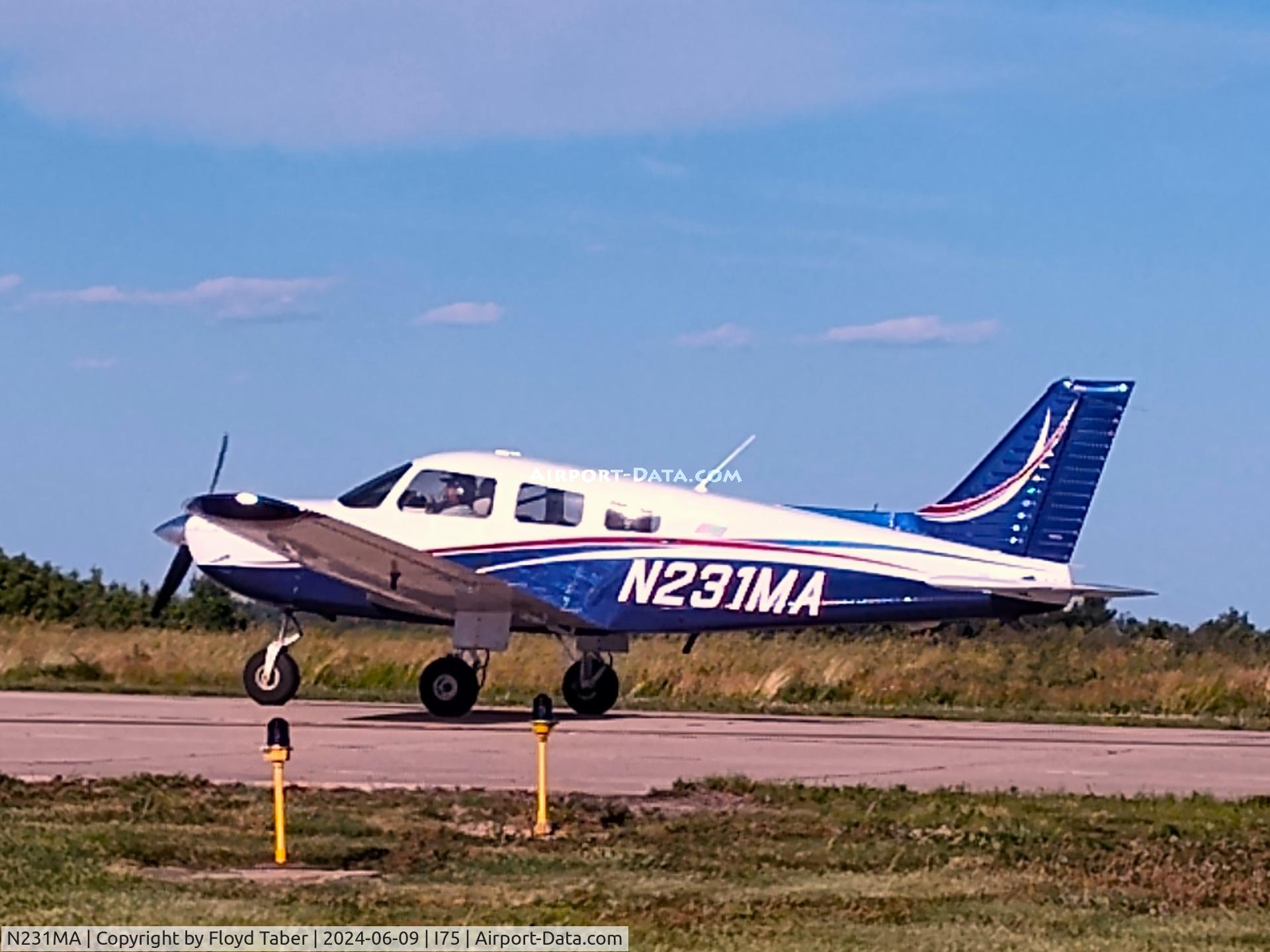 N231MA, 1979 Mooney M20K C/N 25-0086, Landing at I75