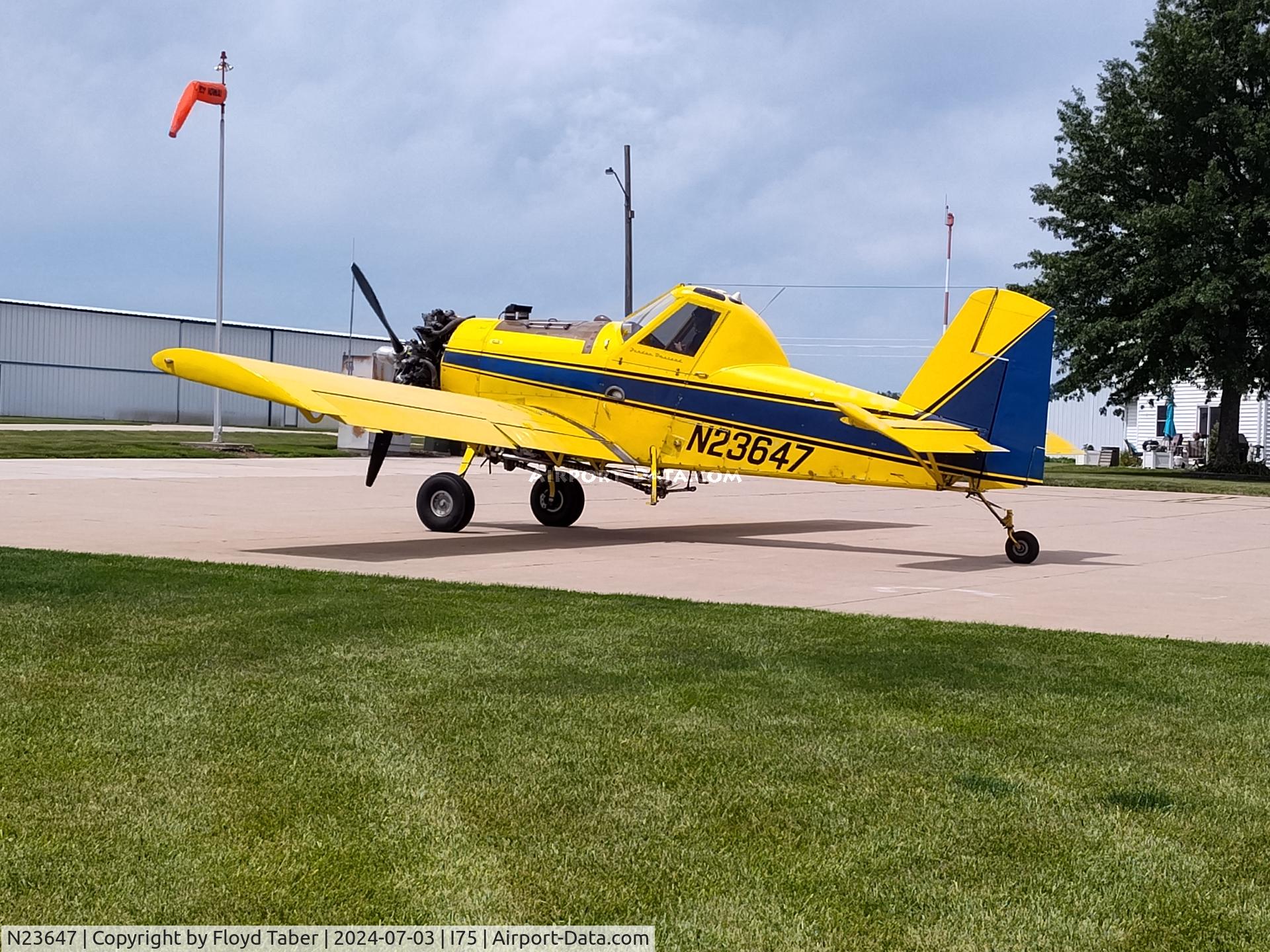 N23647, 1981 Air Tractor Inc AT-301 C/N 301-0407, On the ramp at I75