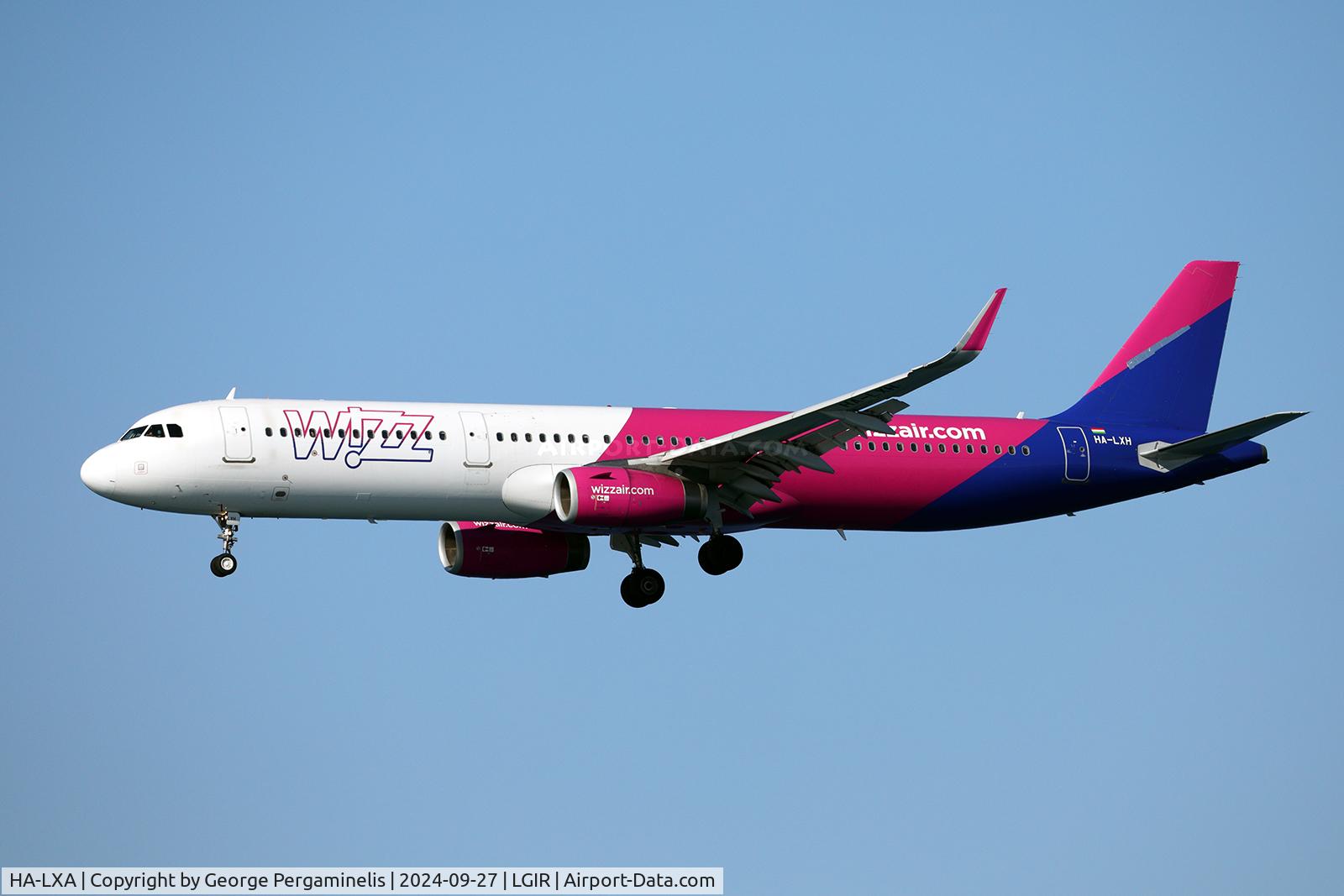 HA-LXA, 2015 Airbus A321-231 C/N 6848, Short final to runway 27.