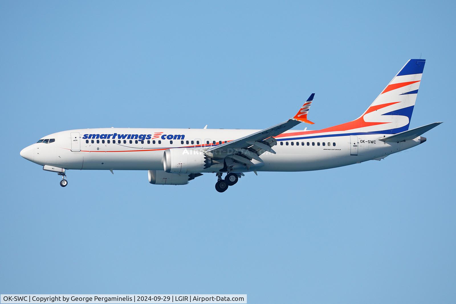 OK-SWC, 2018 Boeing 737-8 MAX C/N 43296, Short final for runway 27.