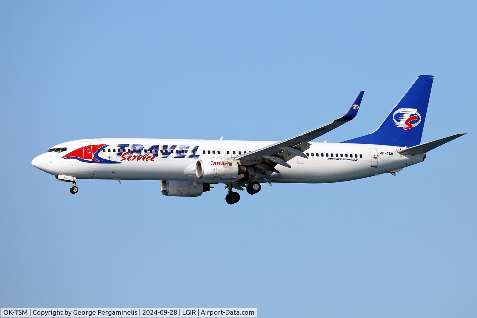 OK-TSM, 2007 Boeing 737-9GJ/ER C/N 34952, Short final for runway 27.