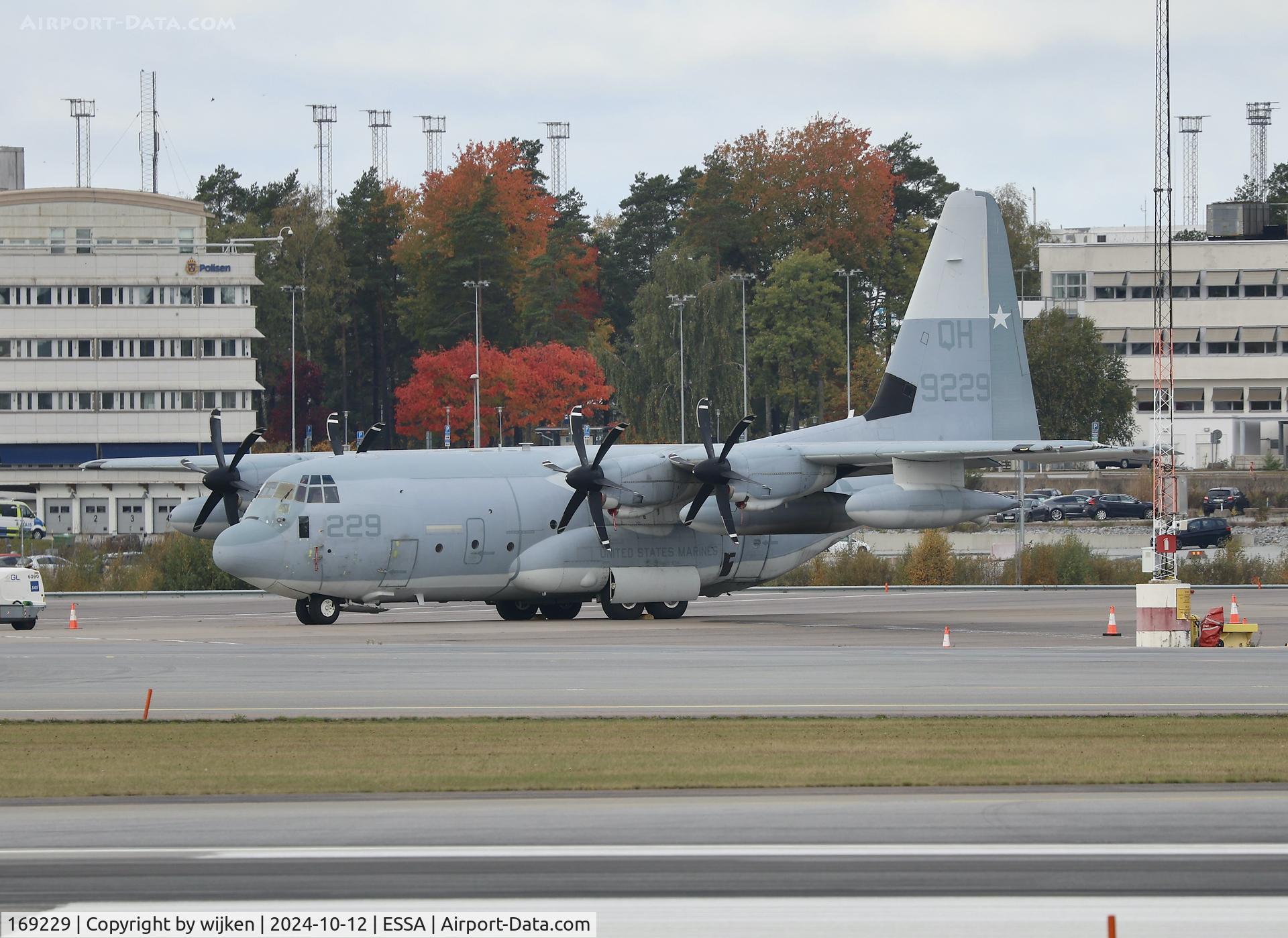 169229, 2017 Lockheed Martin KC-130J Hercules Hercules C/N 382-5820, Ramp M