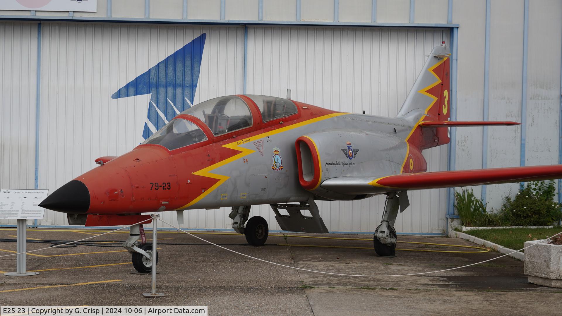 E25-23, CASA C-101EB Aviojet C/N EB01-23-023, Museo del Aire y del Espacio, Cuatro Vientos, Madrid, Spain