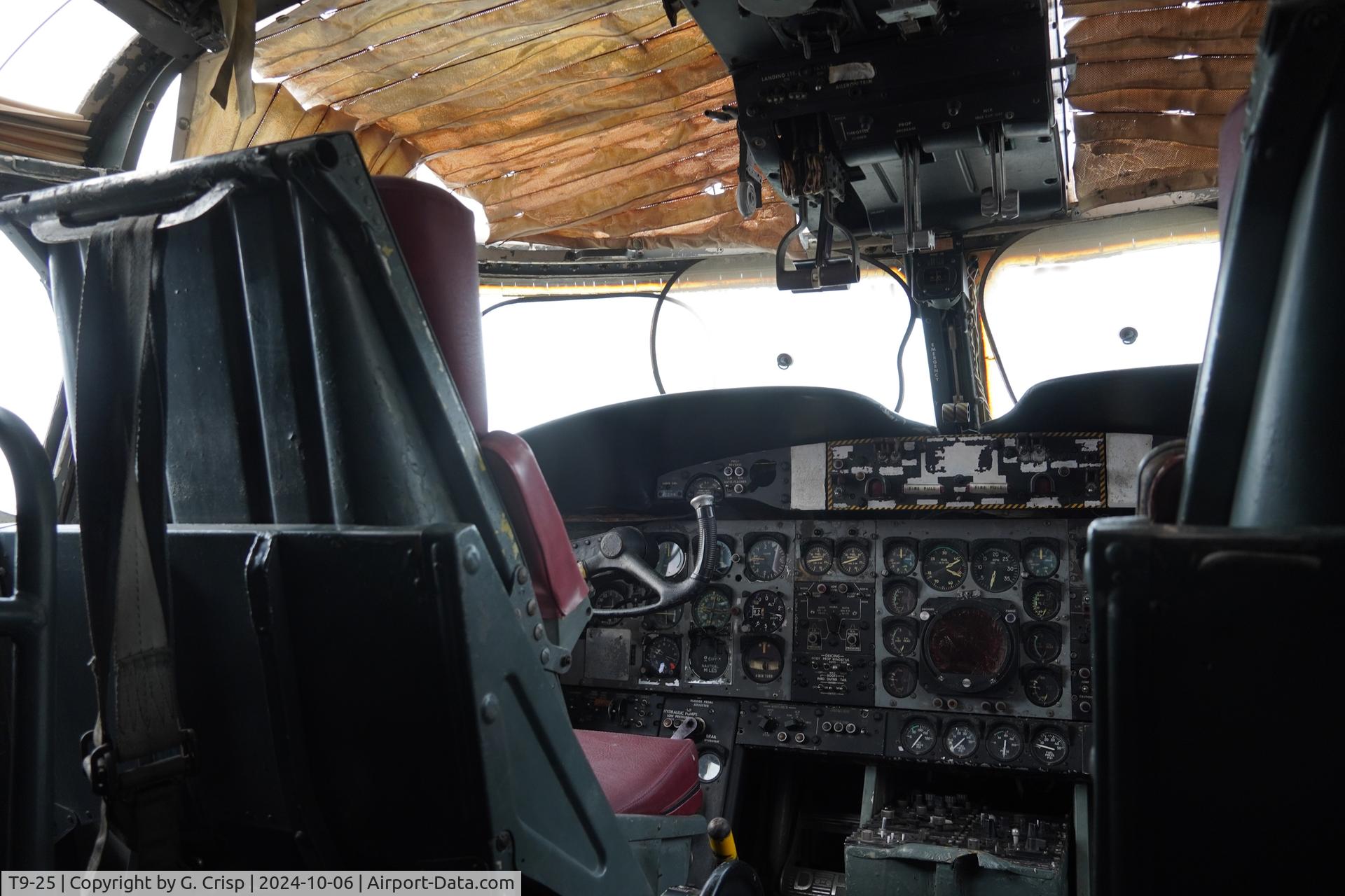 T9-25, De Havilland Canada C-7A Caribou C/N 53, Museo del Aire y del Espacio, Cuatro Vientos, Madrid, Spain