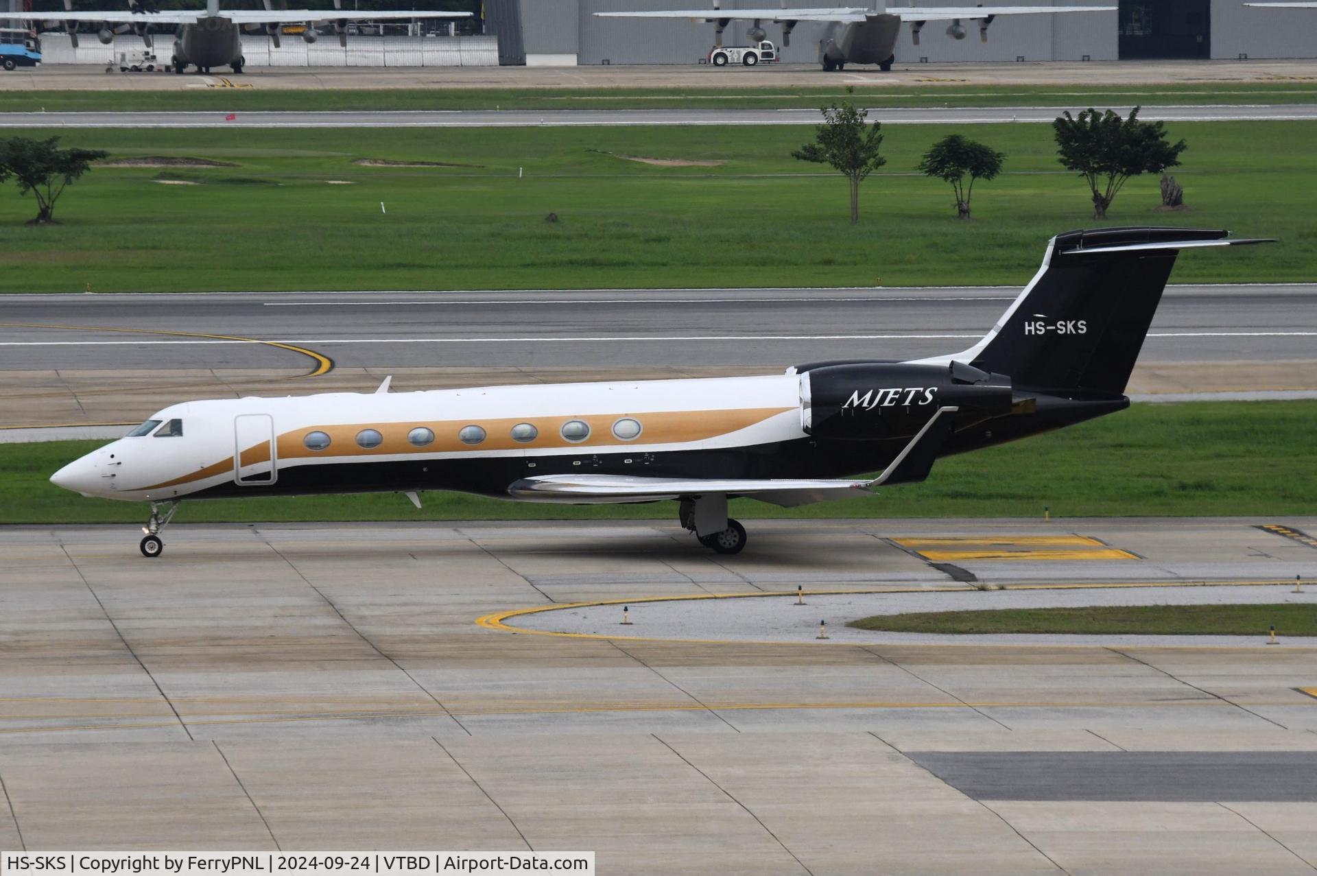 HS-SKS, 2009 Gulfstream G550 C/N 5289, MJets G550 departing DMK