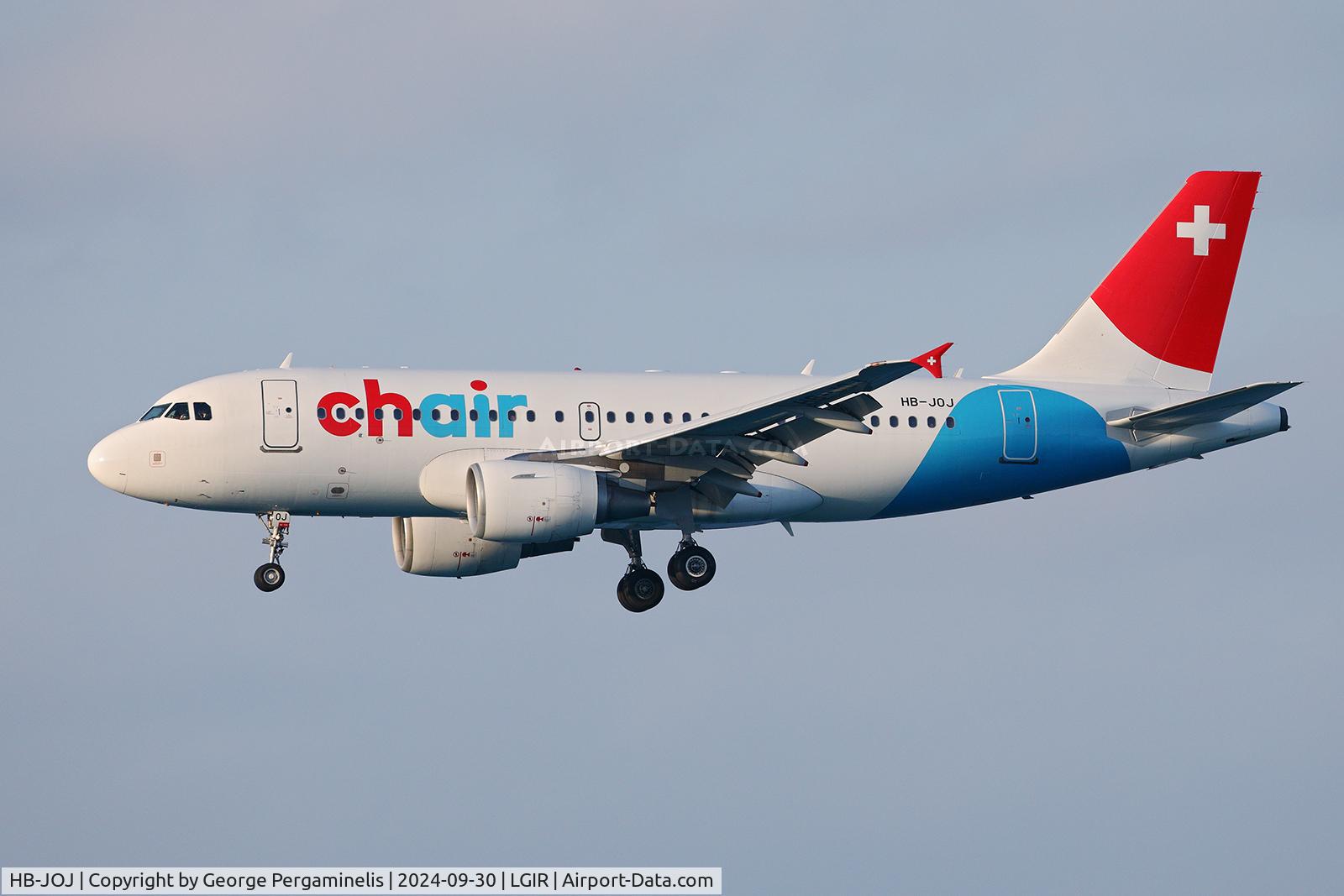 HB-JOJ, 2007 Airbus A319-112 C/N 3024, Short final for runway 27.