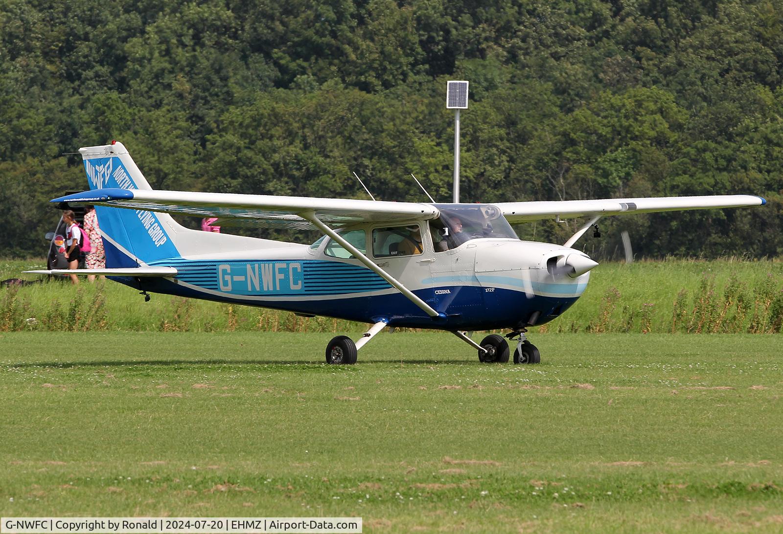 G-NWFC, 1985 Cessna 172P C/N 172-76305, at ehmz