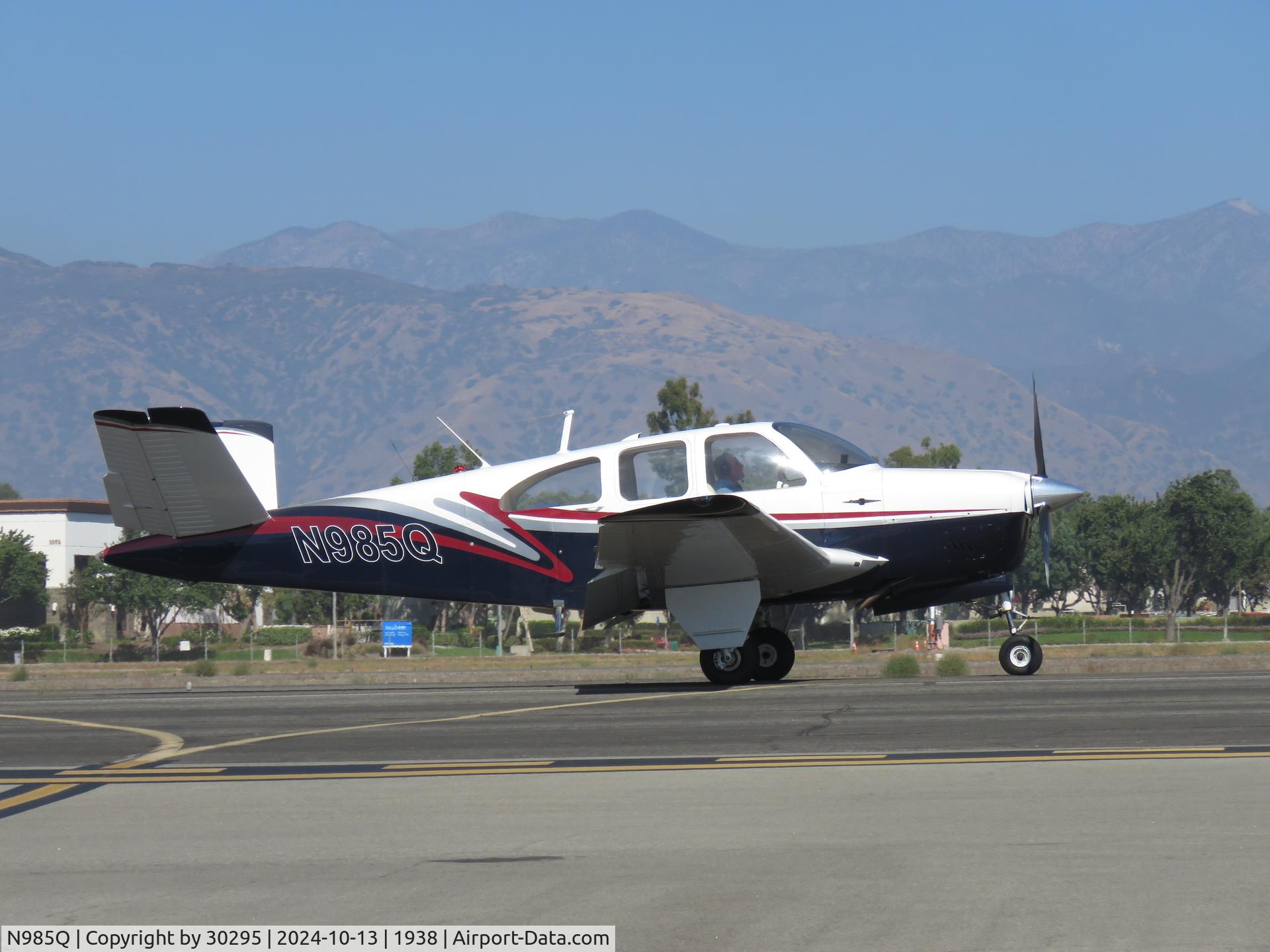 N985Q, 1961 Beech P35 Bonanza C/N D-6847, Taxiing
