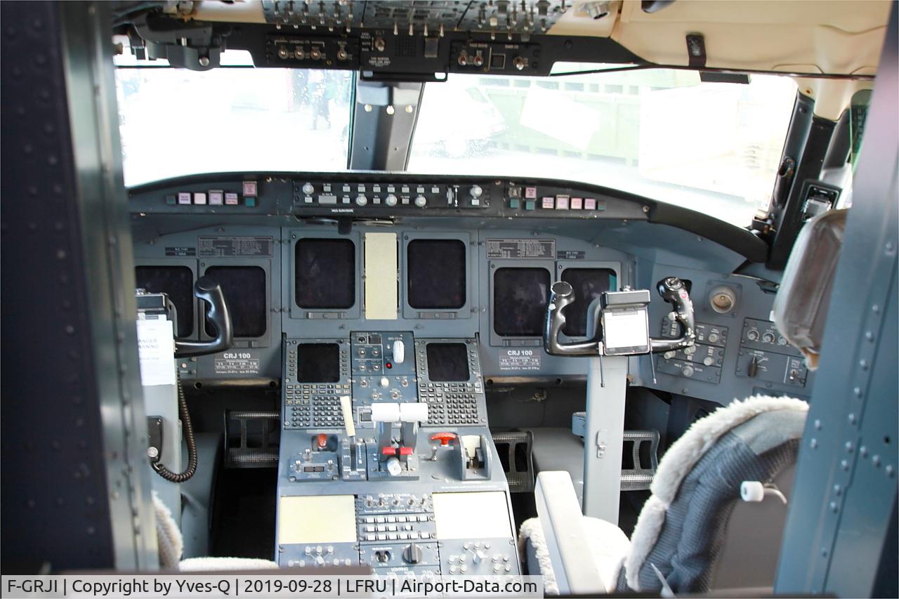 F-GRJI, 1996 Canadair CRJ-100ER (CL-600-2B19) C/N 7147, Canadair Regional Jet CRJ-100ER, Dedicated to training of Tristan Corbière high school students, Morlaix-Ploujean airport (LFRU-MXN)