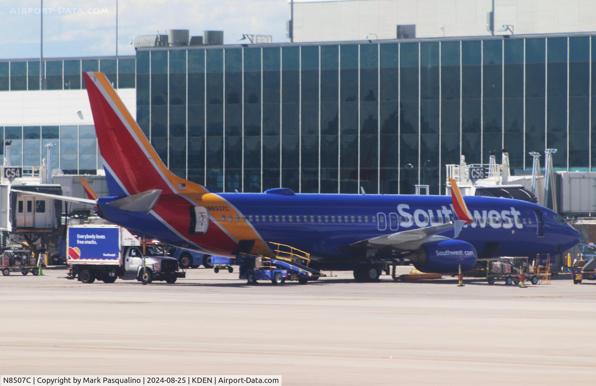 N8507C, 2016 Boeing 737-8H4 C/N 41531, Boeing 737-8H4