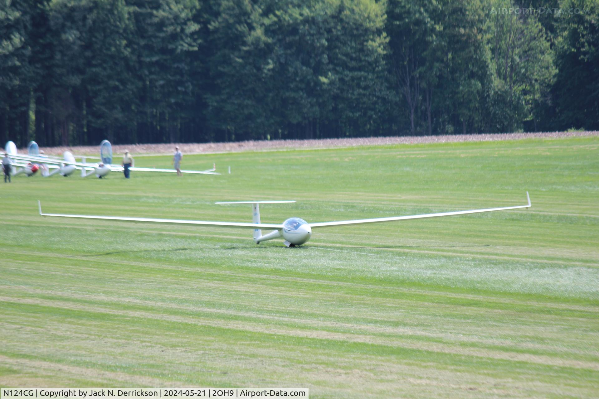 N124CG, 1993 Schleicher ASW-24 C/N 24219, 2024 Sports Class Nationals