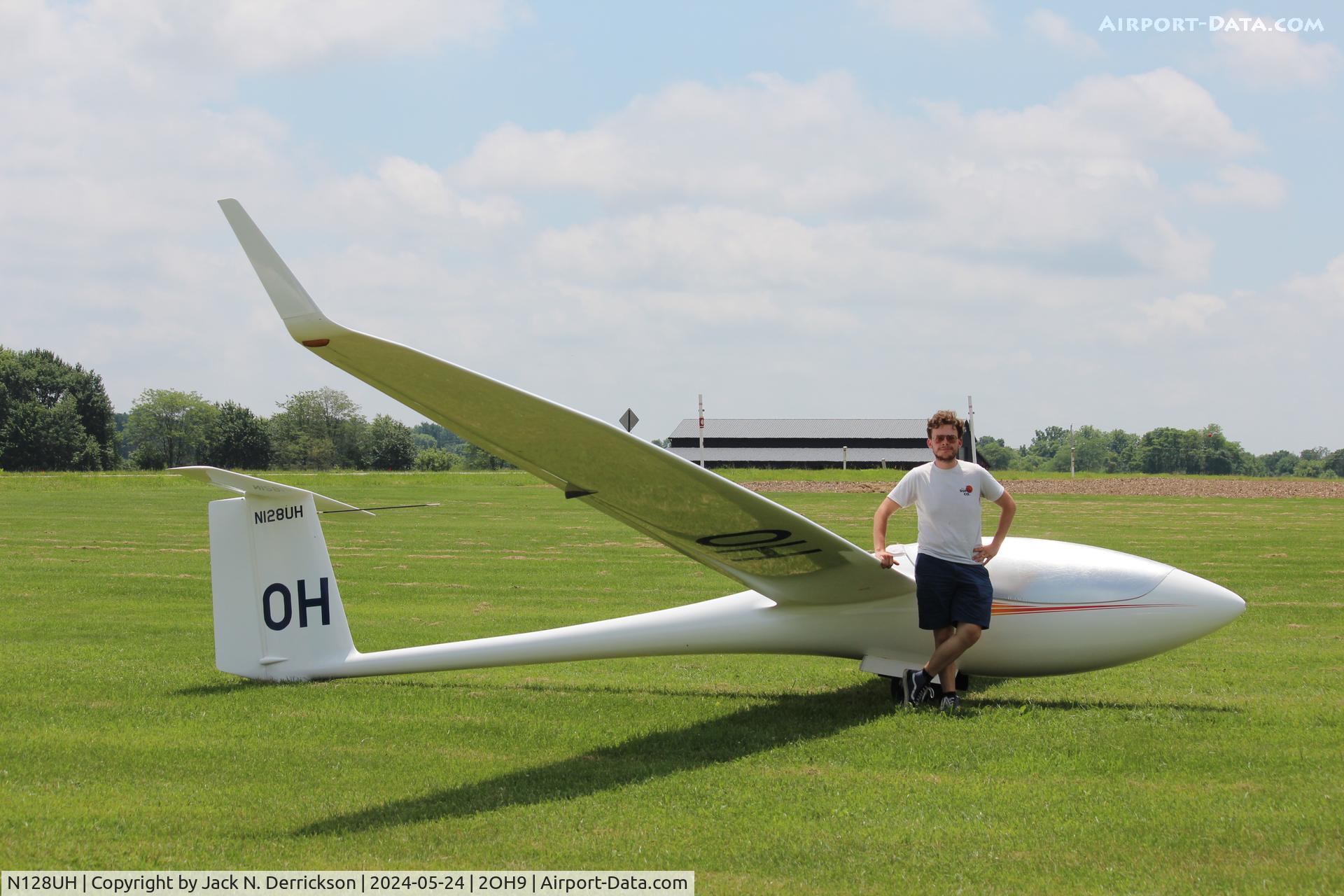 N128UH, 2001 Schleicher ASW-28 C/N 28015, 2024 Sports Class Nationals