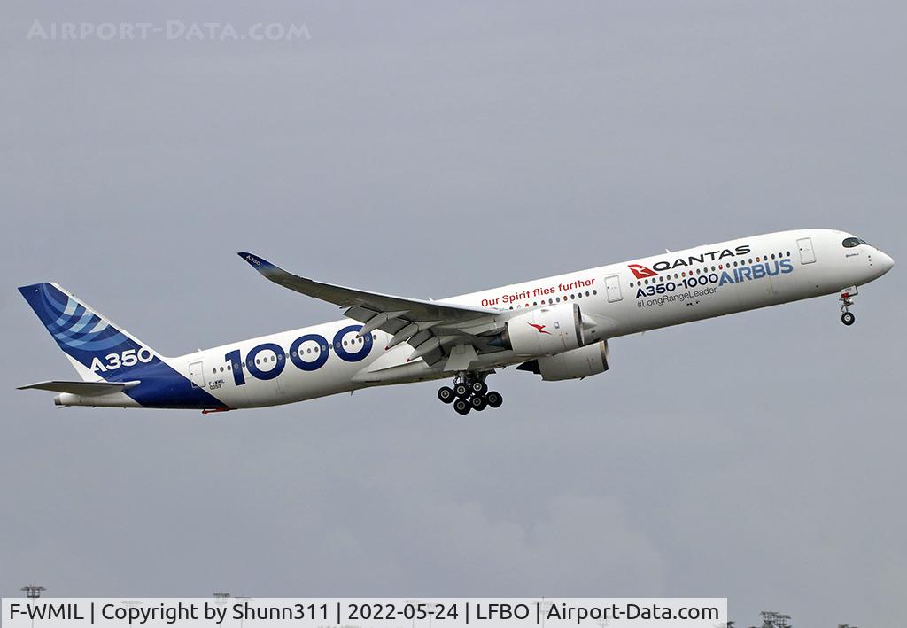 F-WMIL, 2016 Airbus A350-1041 C/N 059, C/n 0059 - Addiational Qantas titles