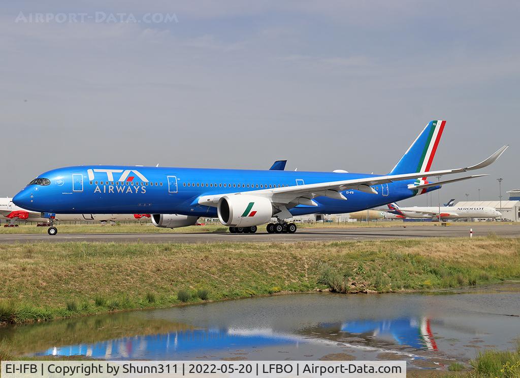 EI-IFB, 2019 Airbus A350-941 C/N 270, Delivery day...