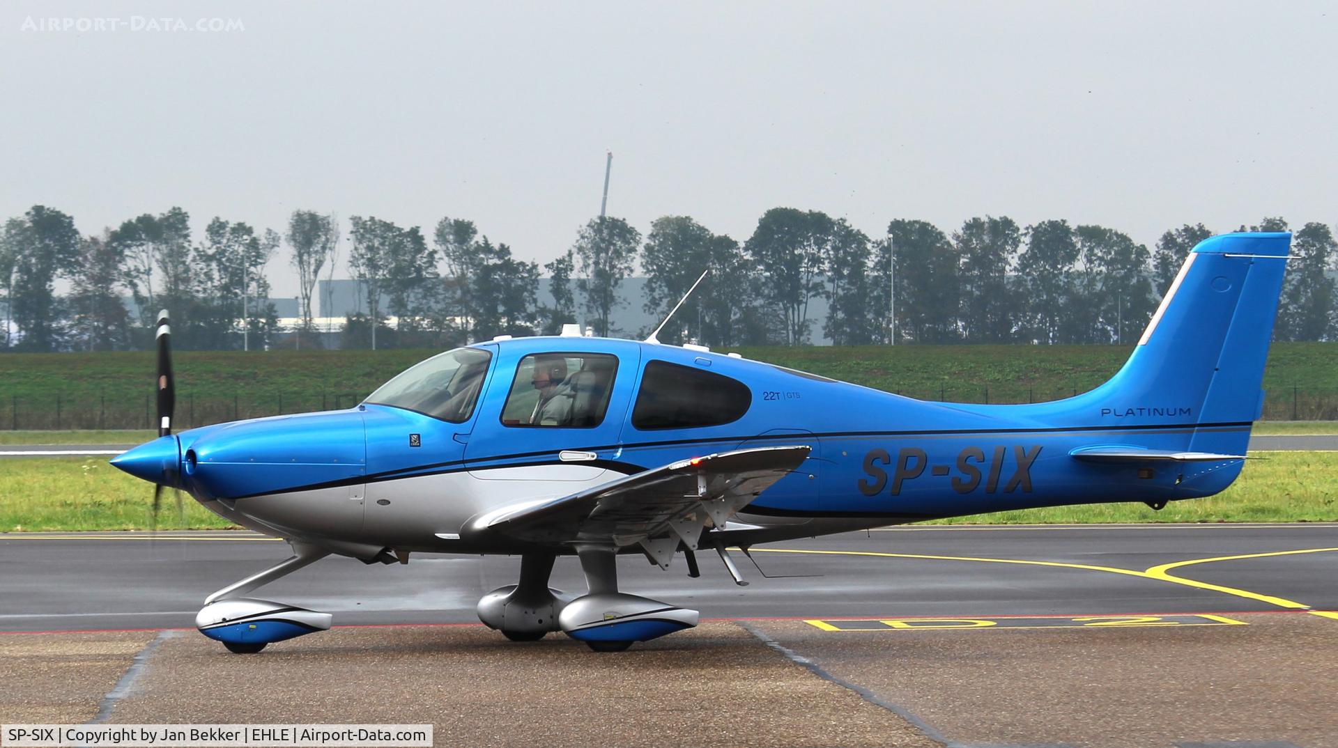 SP-SIX, Cirrus SR22T-GTS G6 Platinum C/N 1538, Lelystad Airport