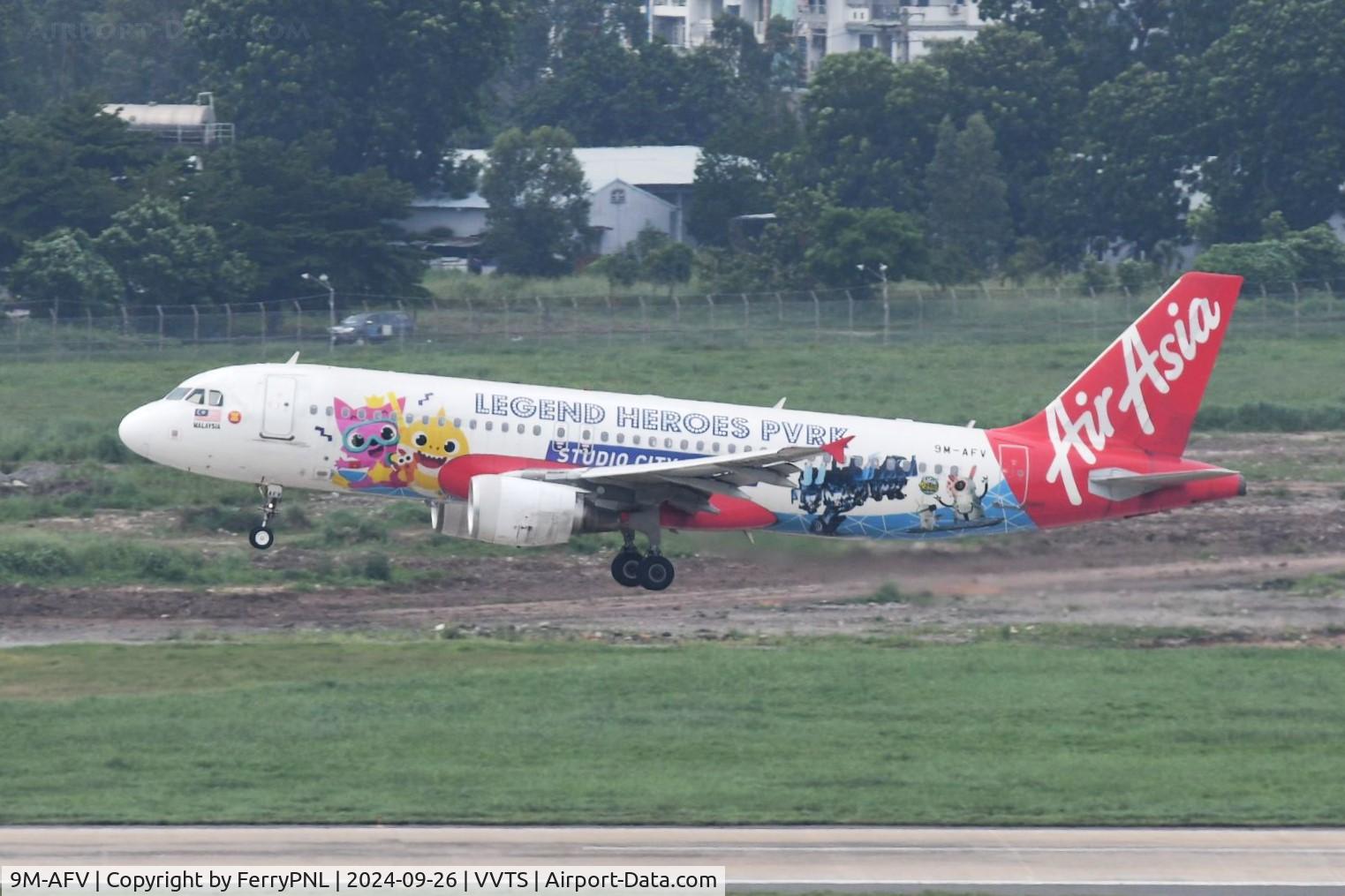 9M-AFV, 2007 Airbus A320-216 C/N 3173, Air Asia A320 landing