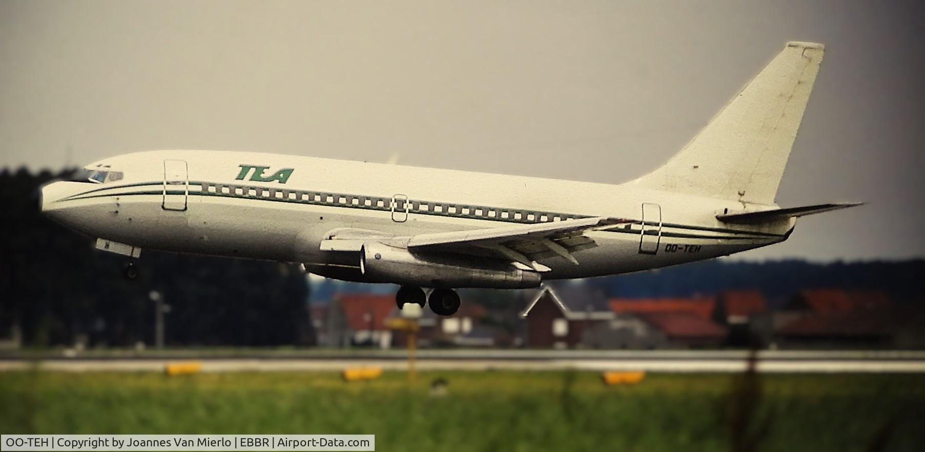 OO-TEH, 1976 Boeing 737-2M8 C/N 21231, ex-slide