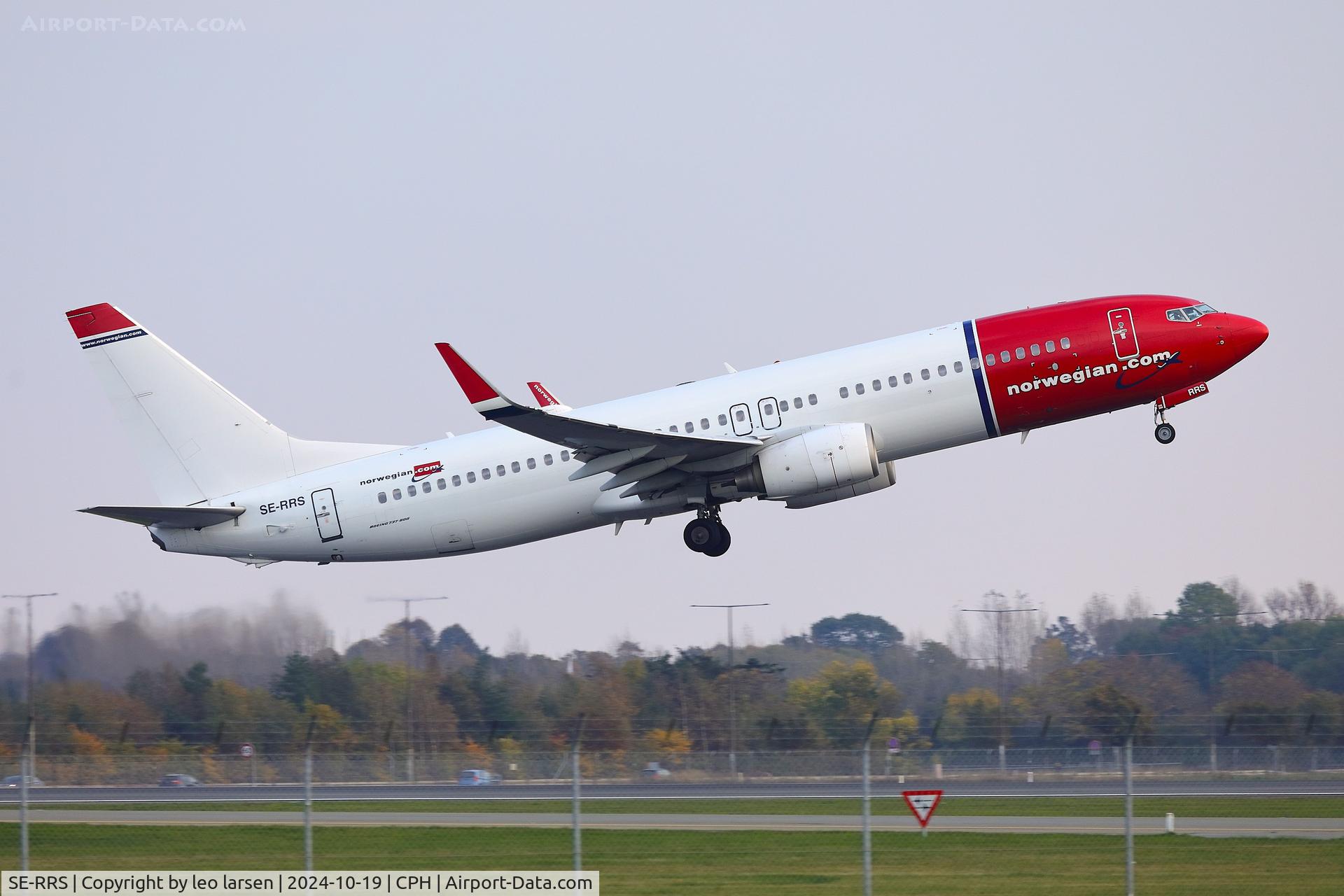 SE-RRS, 2011 Boeing 737-8JP C/N 40869, Copenhagen  19.10.2024 T/O R-22R