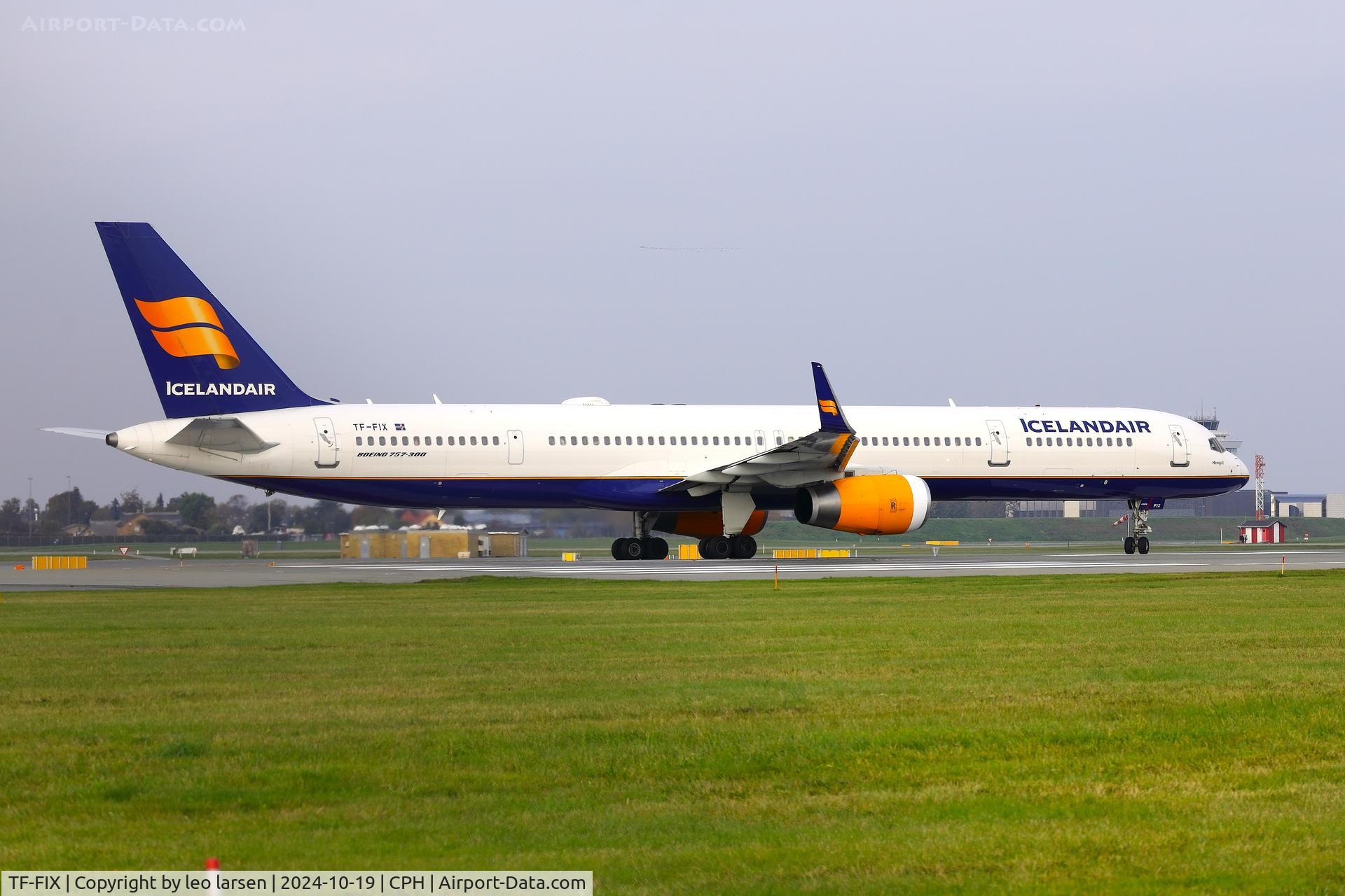 TF-FIX, 2002 Boeing 757-308 C/N 29434, Copenhagen 19.10.2024