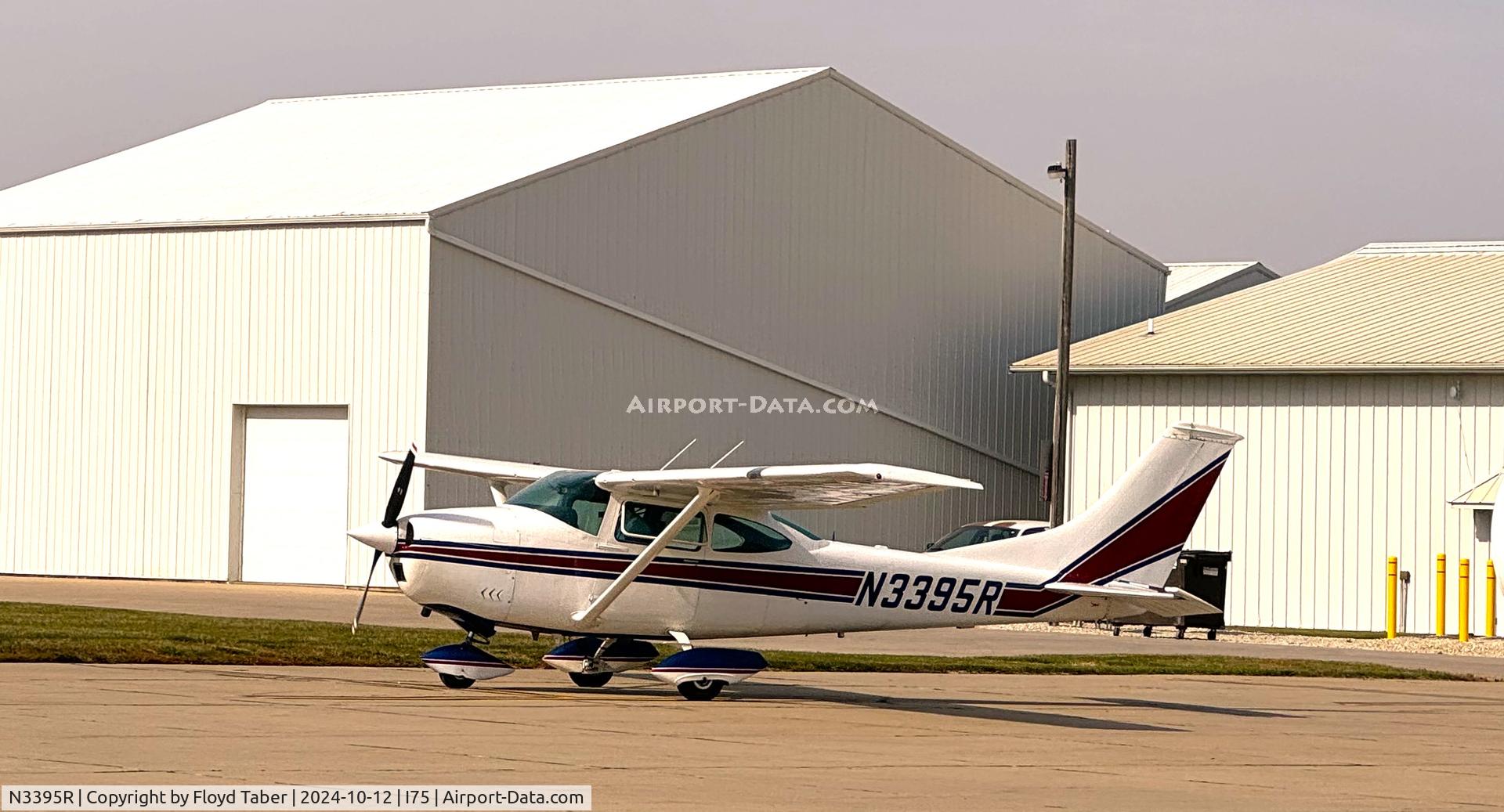 N3395R, 1968 Cessna 182L Skylane C/N 18258695, Sitting on the ram