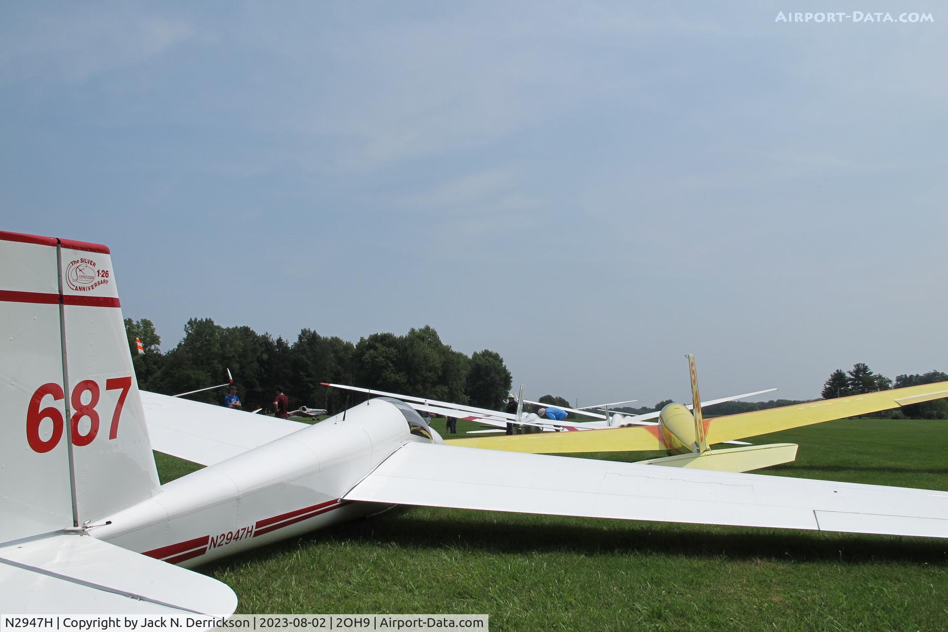 N2947H, 1979 Schweizer SGS 1-26E C/N 687, CCSC XC camp.