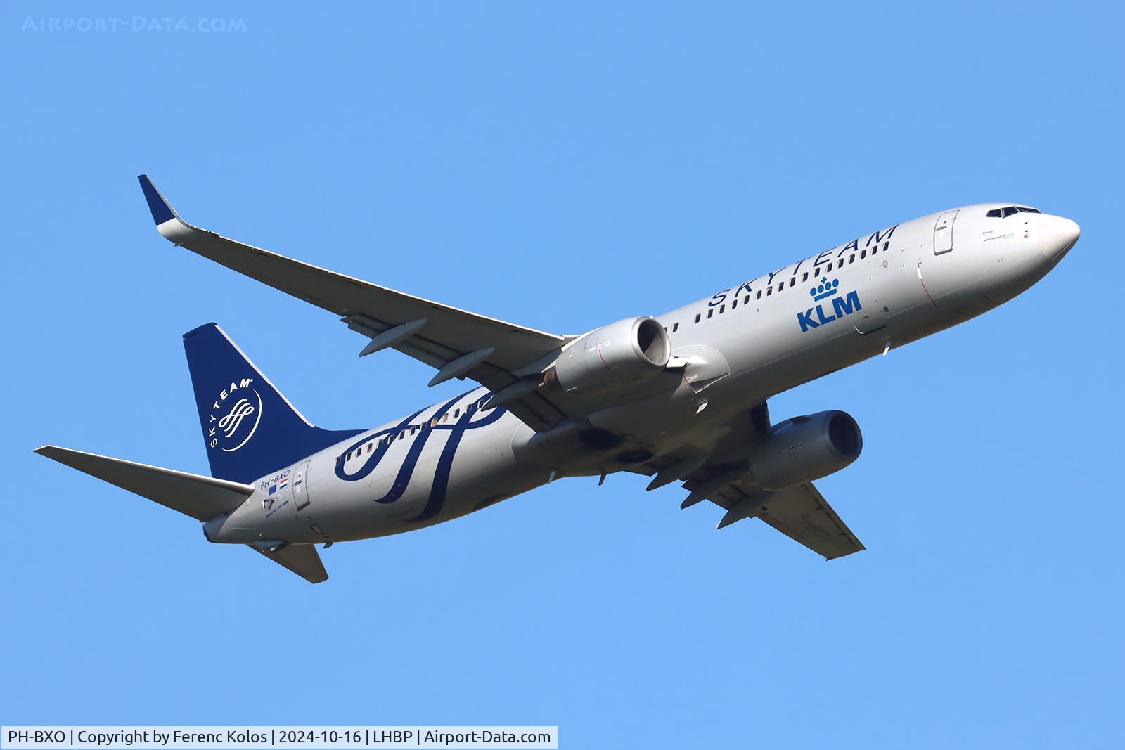 PH-BXO, 2001 Boeing 737-9K2 C/N 29599, lhbpp