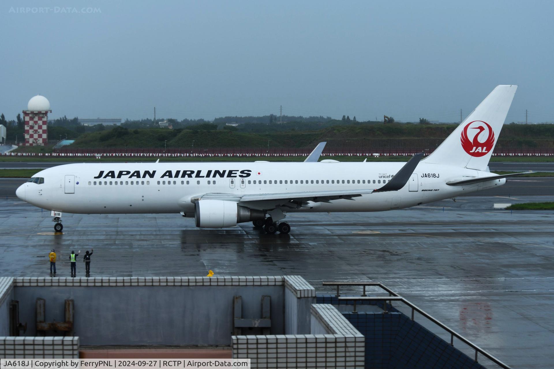 JA618J, 2008 Boeing 767-346/ER C/N 35815, JAL B763 waved-off
